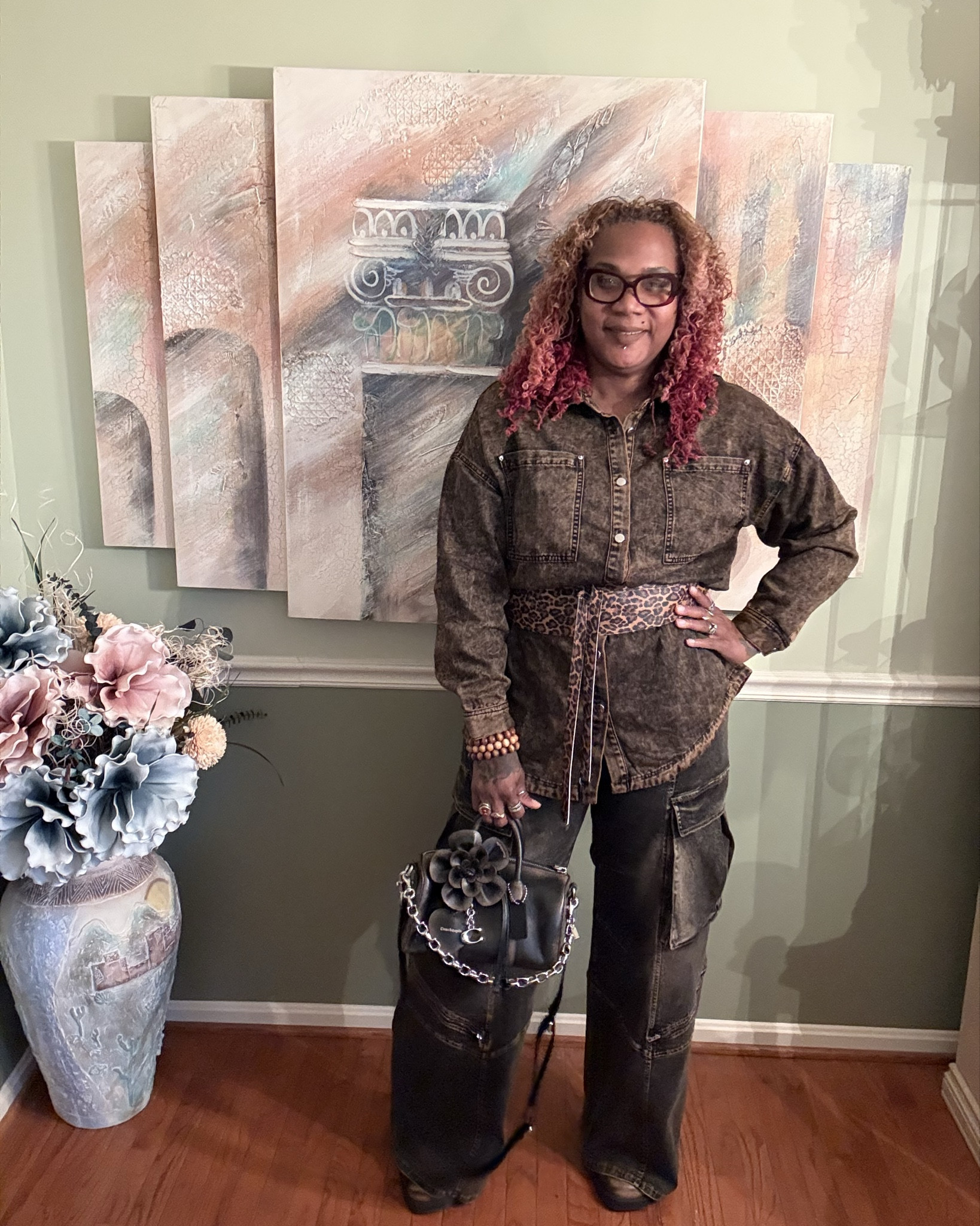 Happy Monday!!! Today is a get down brown type of day! And, If it doesn’t come with a cute bag and a cute cup, I don’t want it.🤎🤣
~~~~~
Fit @fashionnova
#Betsy Denim Shirt Dress
#Just A Phase Stretch Wide Leg Washed Cargo Pant - Brown

#LTKgrwm #LTKPlusSize #LTKootd