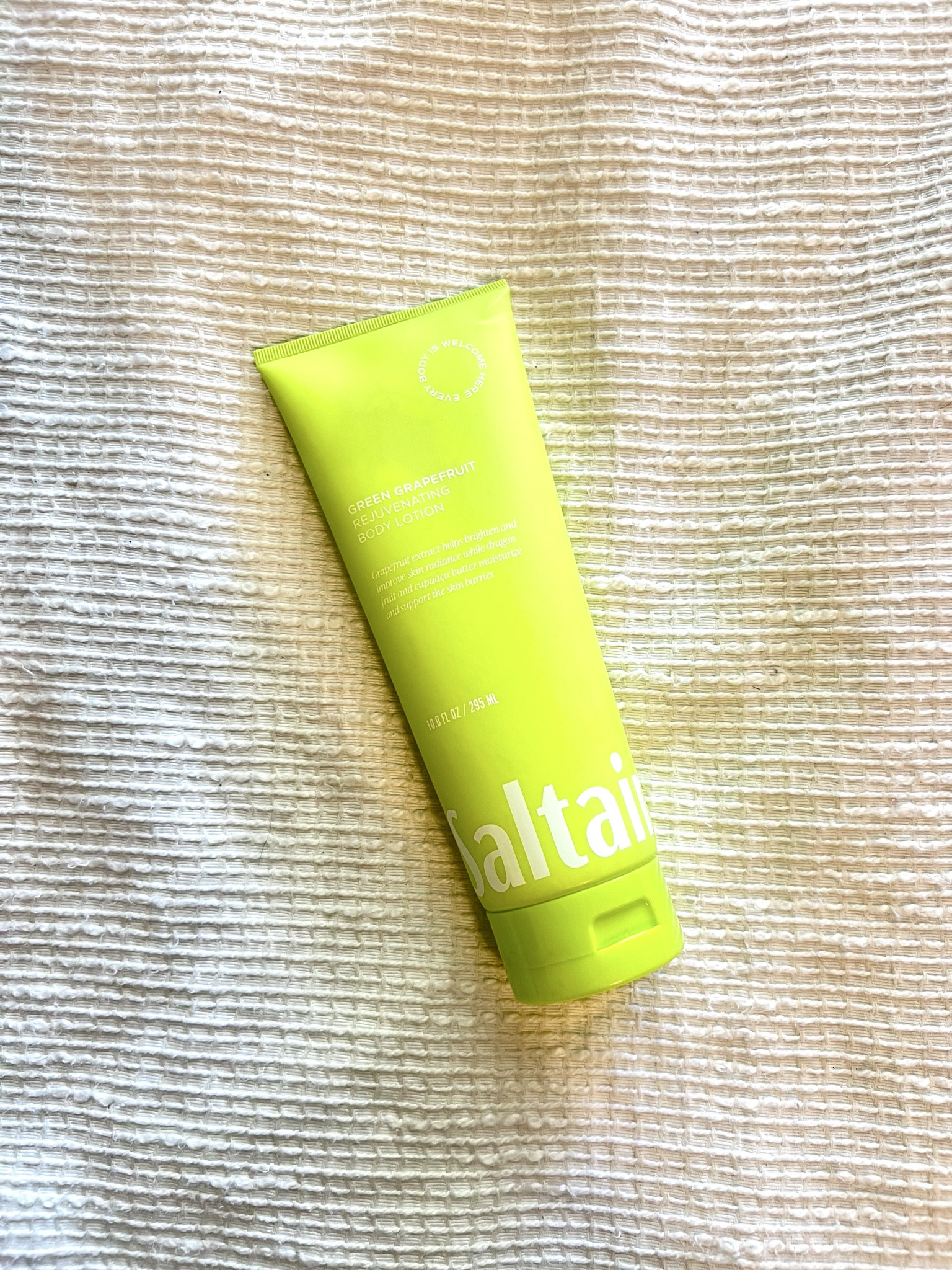 I’ve been using the Saltair Green Grapefruit Body Lotion and it’s quickly become one of my everyday favorites. 🍊💚 The scent is so refreshing—bright, citrusy, and energizing without being too strong. It feels like a little burst of sunshine every time I put it on.

The texture is lightweight but still deeply hydrating, which I love because it soaks in quickly and doesn’t leave my skin greasy. My skin feels soft, smooth, and moisturized all day, and I’ve noticed it even helps with rough patches. The pump bottle makes it super easy to use, and I find myself reaching for it right after the shower and again before bed.

What I really appreciate is that it’s clean, vegan, and packed with good-for-skin ingredients, so it feels like I’m giving my skin something nourishing while still enjoying a luxurious self-care moment. It’s definitely one of those products that makes me excited to stick to my body care routine.

#LTKBeauty #Saltair #BodyCare #ShowerRoutine #LTKFinds #SelfCare #MoisturizerLove

#LTKMens #LTKFindsUnder50 #LTKBeauty