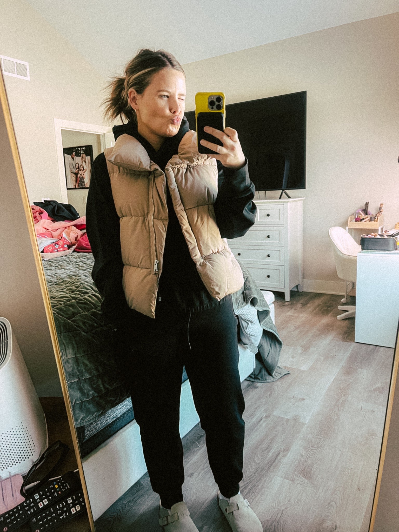 This is : Midwest mom is freezing. All the time. 

#LTKootd #LTKgrwm #LTKdayinmylife