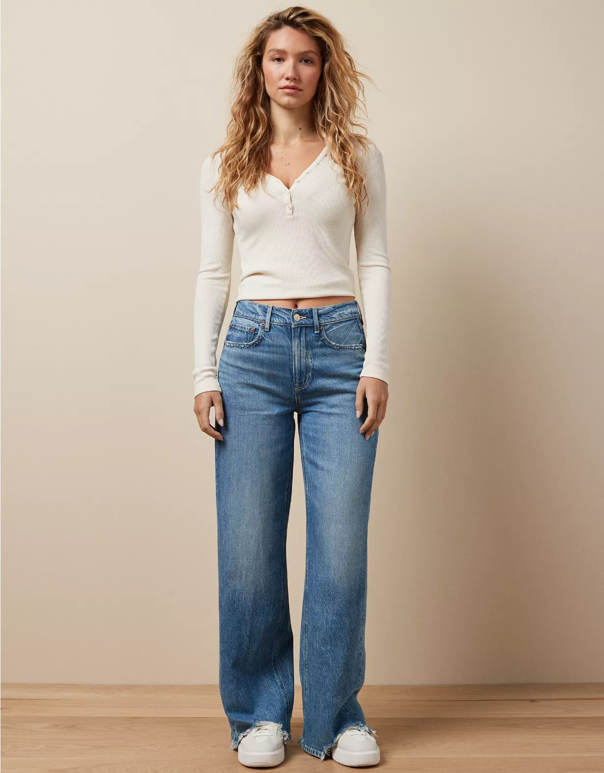 AE Dreamy Drape Super High-Waisted Baggy Wide-Leg Jean | American Eagle Outfitters (US & CA)