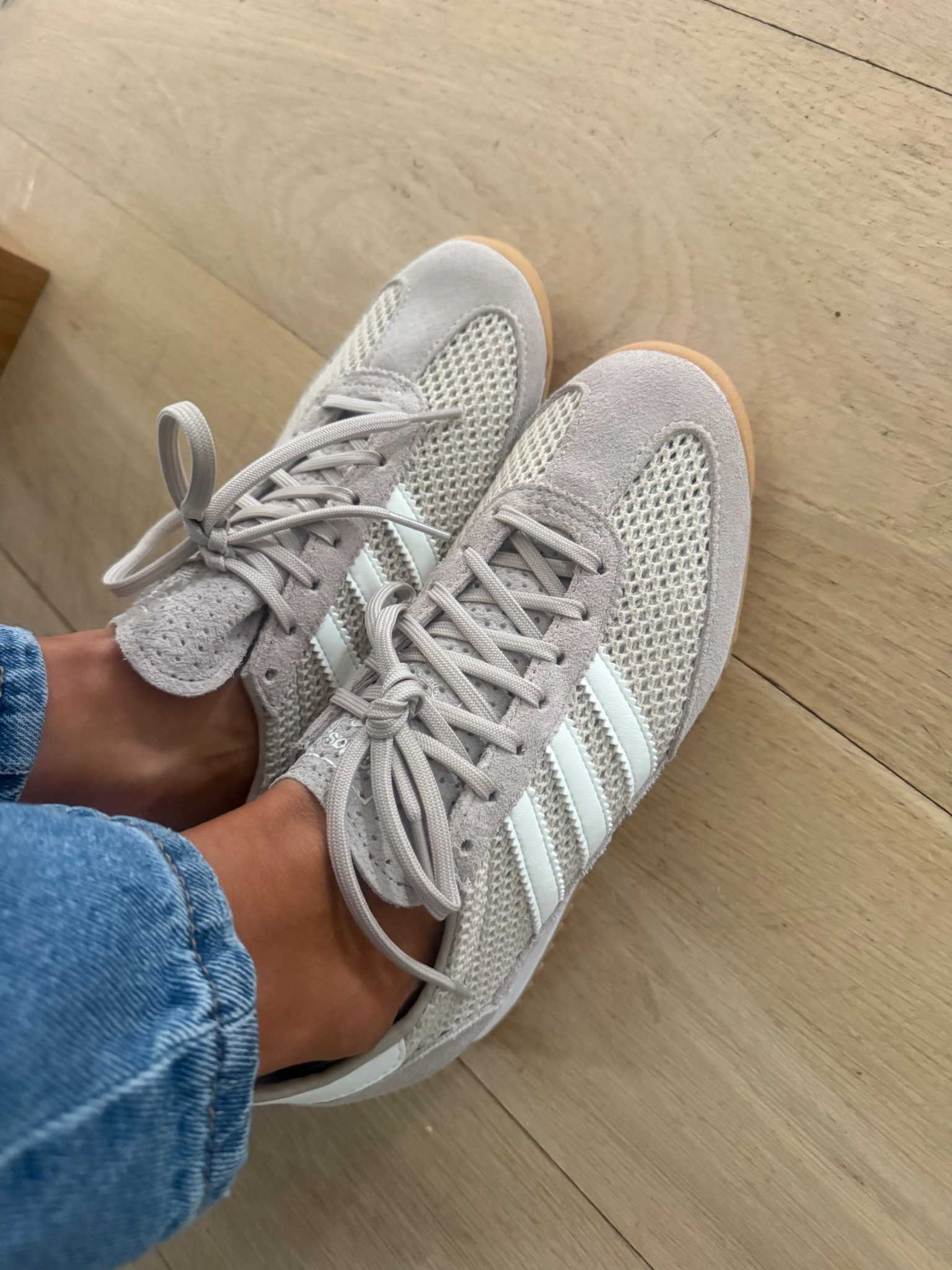 I’m loving my new Adidas sneakers. They have great texture to them and go with everything. They run a bit big so size down if between. I’m a true size 7 and could have probably done a 6.5. #ad @adidas 

#LTKootd #LTKSaleAlert