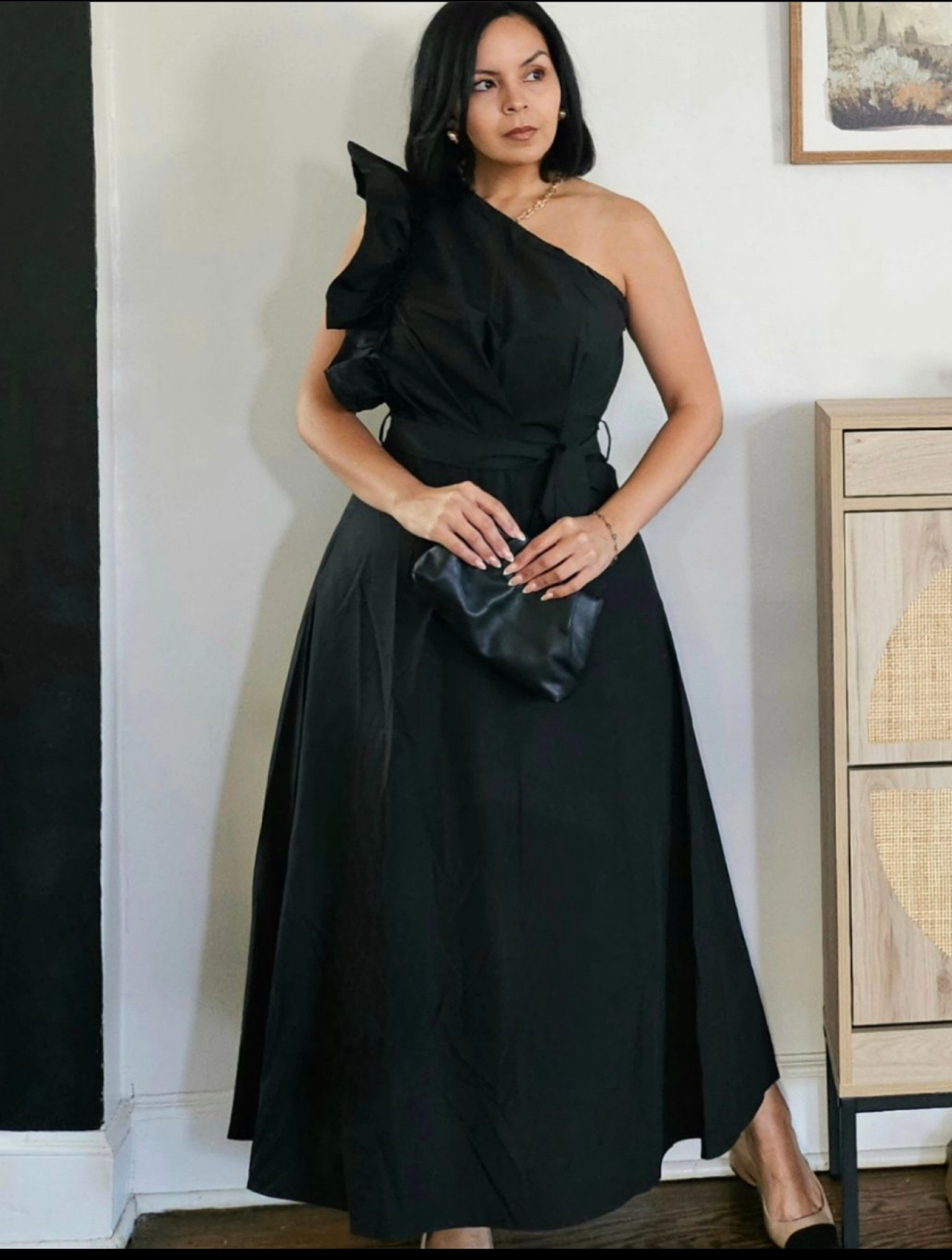 This #lbd is chic, budget friendly and so flattering 👗 

#LTKfindsunder50 #LTKwedding