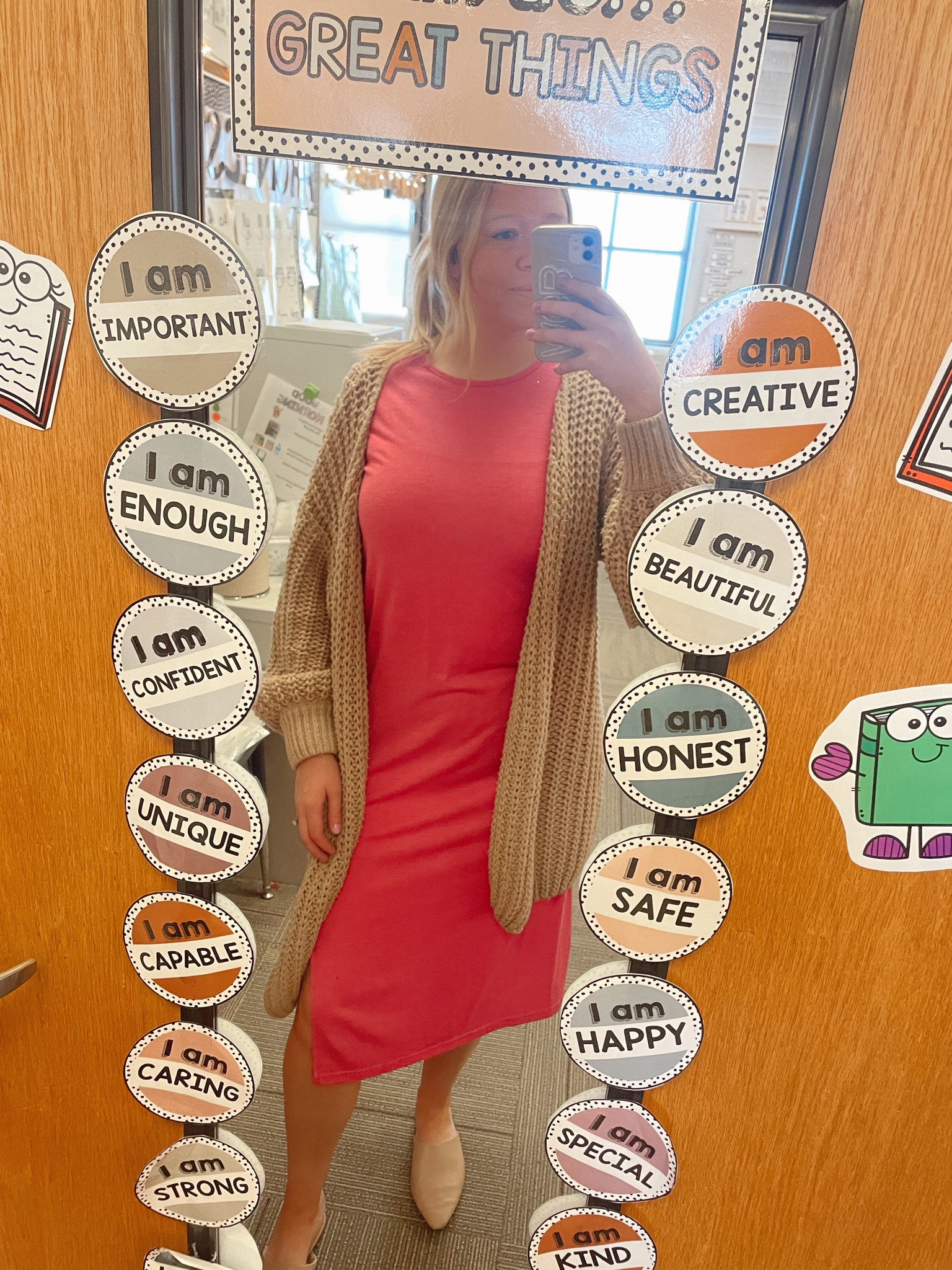 Happy Monday! 

Teacher ootd 
Teacher outfit 
Work outfit ootd 
Spring ootd 

#LTKSpringSale #LTKStyleTip #LTKSeasonal