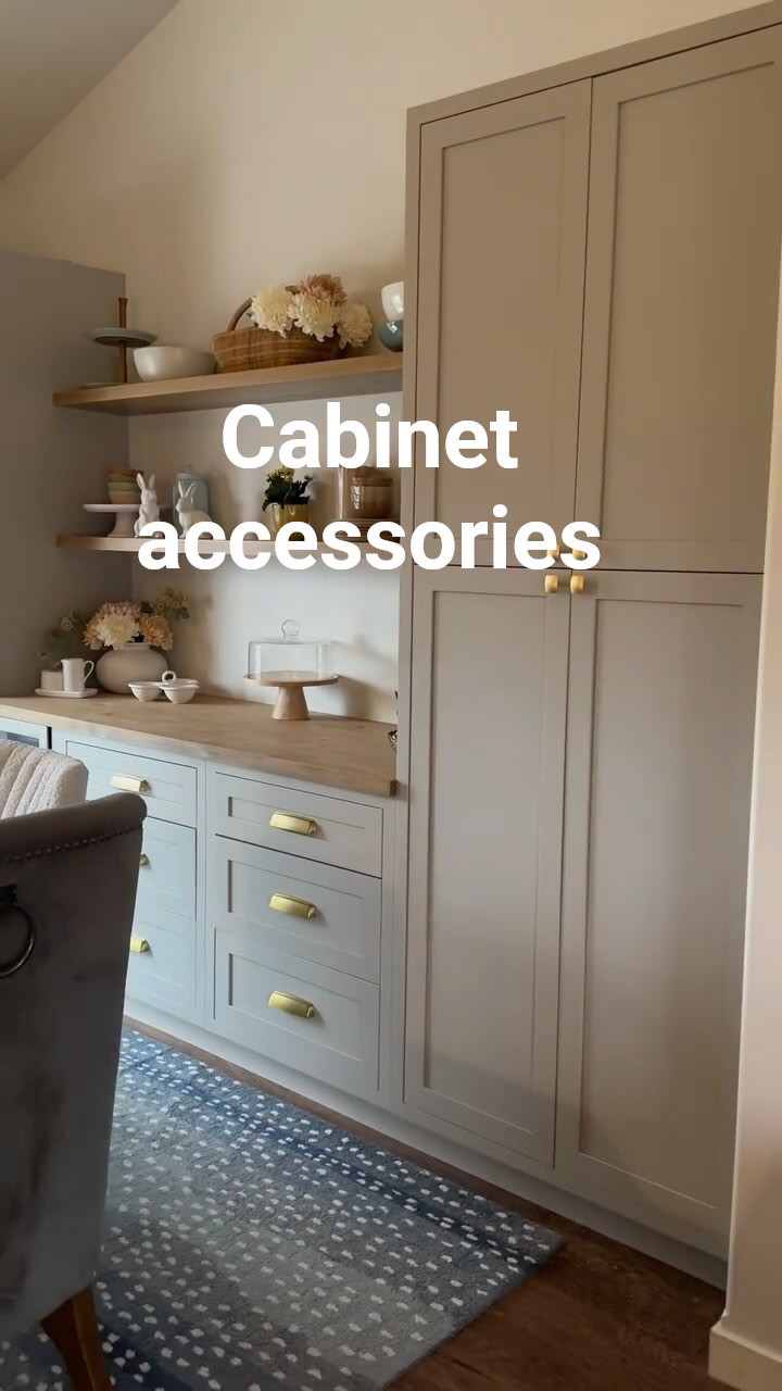 This pantry buffet cost me $5,500 to build—
but hiring it out would’ve been over $15,000, plus all the trades I’d need: HVAC, drywall, paint, and custom cabinet install.

Instead, I planned the layout, ordered RTA cabinets, assembled and installed them myself, stained the countertop, and added shelves.

Yes, it was work.
Yes, it took me several days.
Yes, I’d do it again!

Want to learn how to design and build something like this yourself?

Follow along—I’ll teach you everything I know!

#diybuiltins #budgetfriendlydesign #pantrymakeover #rta #designwithrhonda #diykitchenstorage