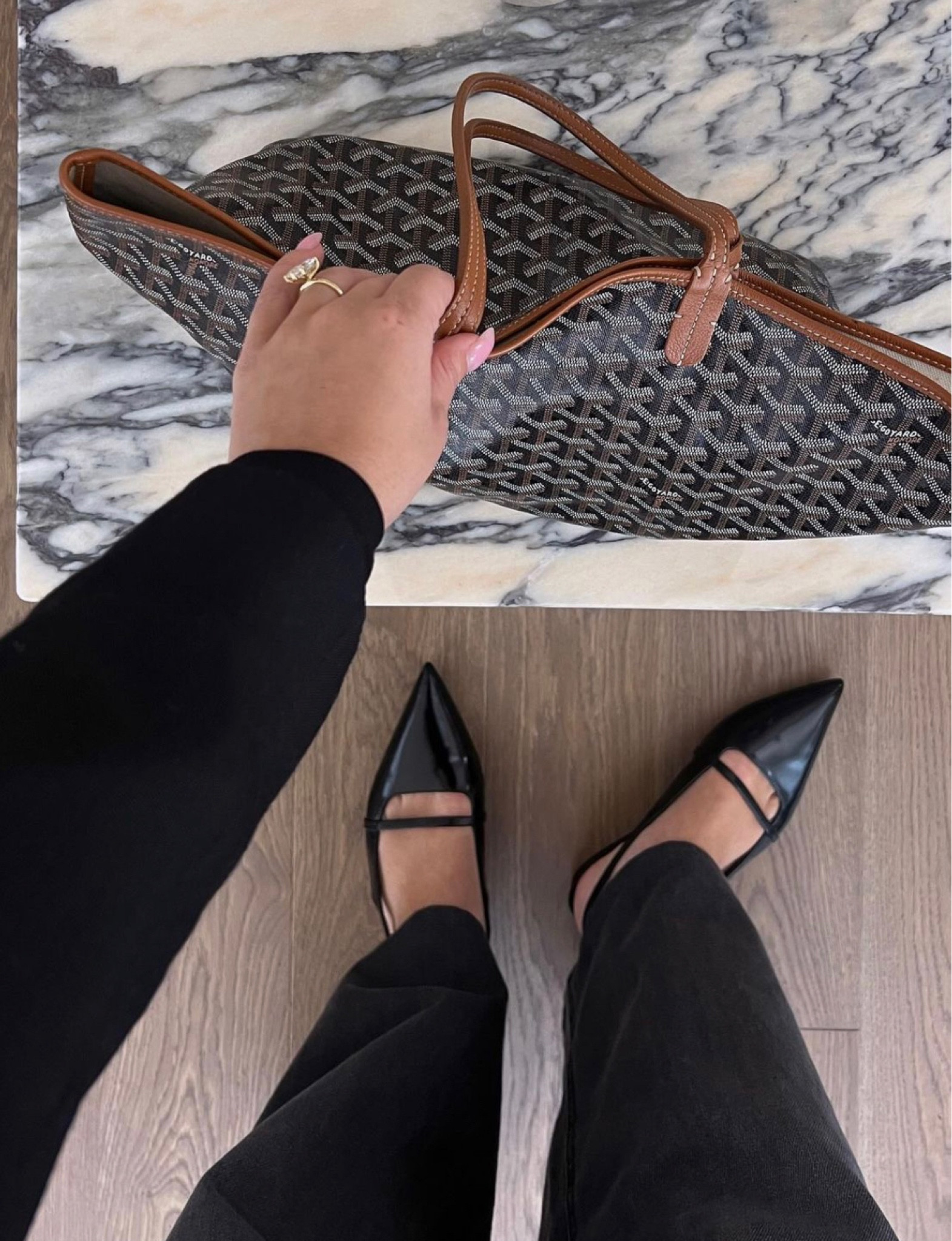 Leather tote bag, slingbacks, pleated trousers

#LTKstyletip #LTKeurope #LTKSeasonal