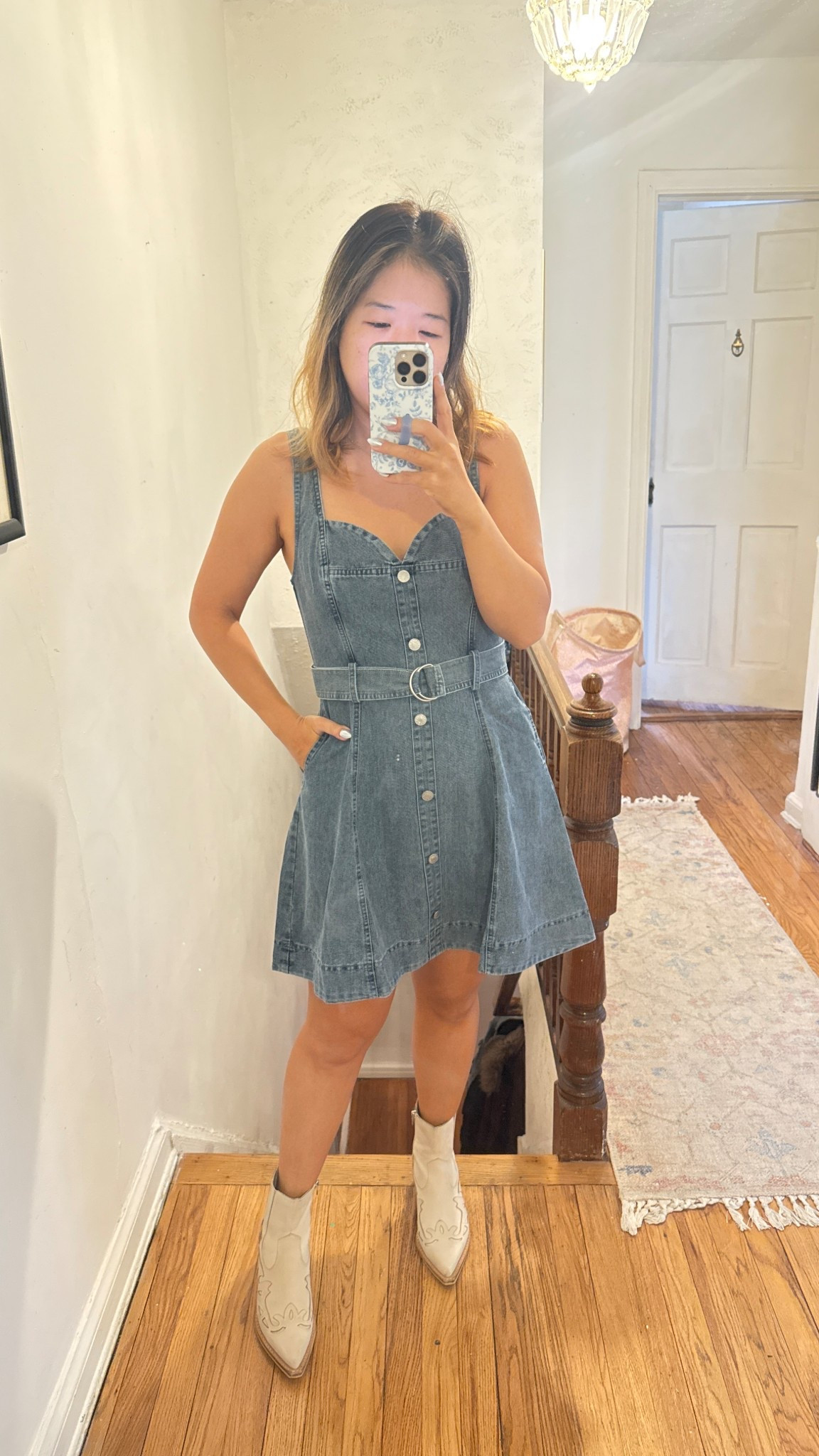 Western attire
Size small
Denim dress
Heart neckline
Nashville fit
Southern fit

#LTKootd #LTKFestival #LTKTravel