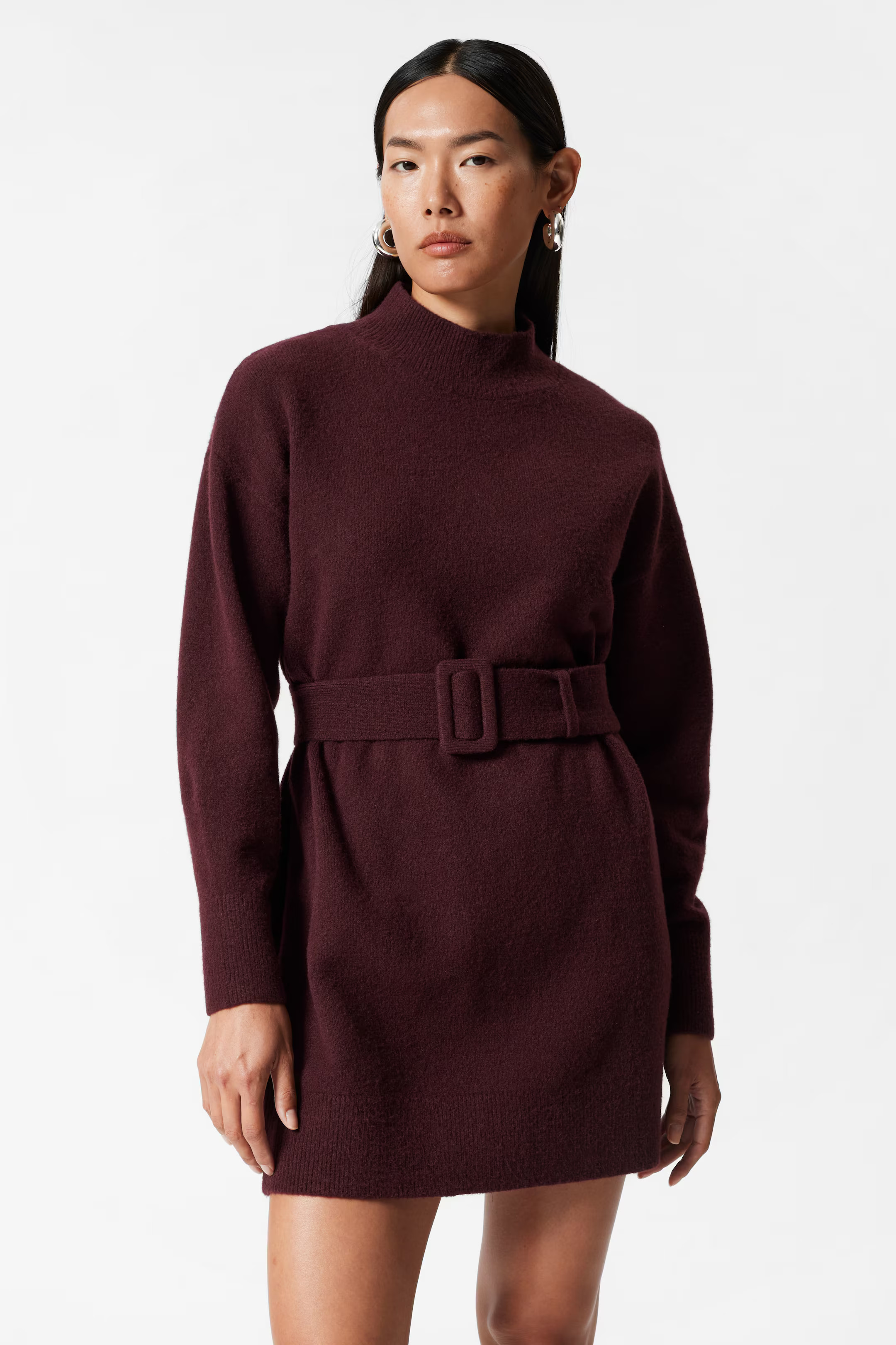 Gebreide mini-jurk met riem | H&M (DE, AT, CH, NL, FI)