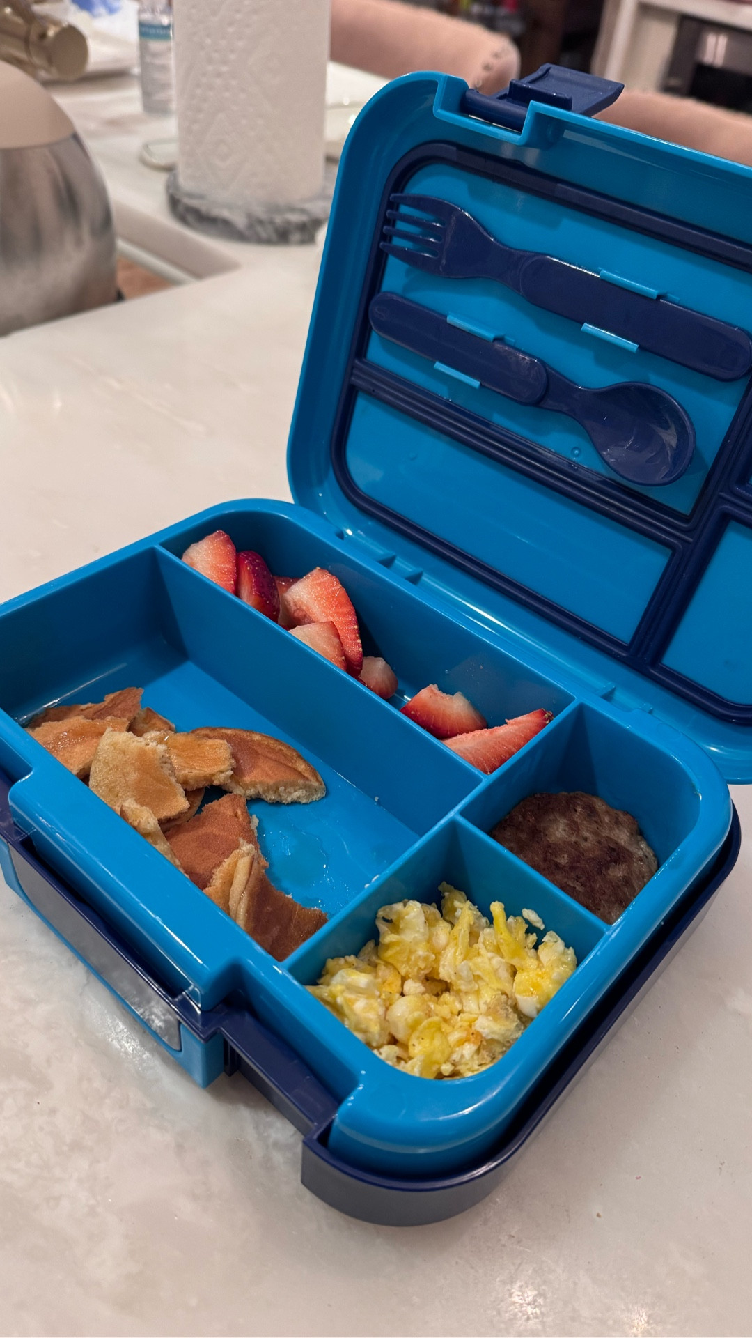$8 Bento Lunch Box! #walmart

#LTKfoodie #LTKKids #LTKmomlife