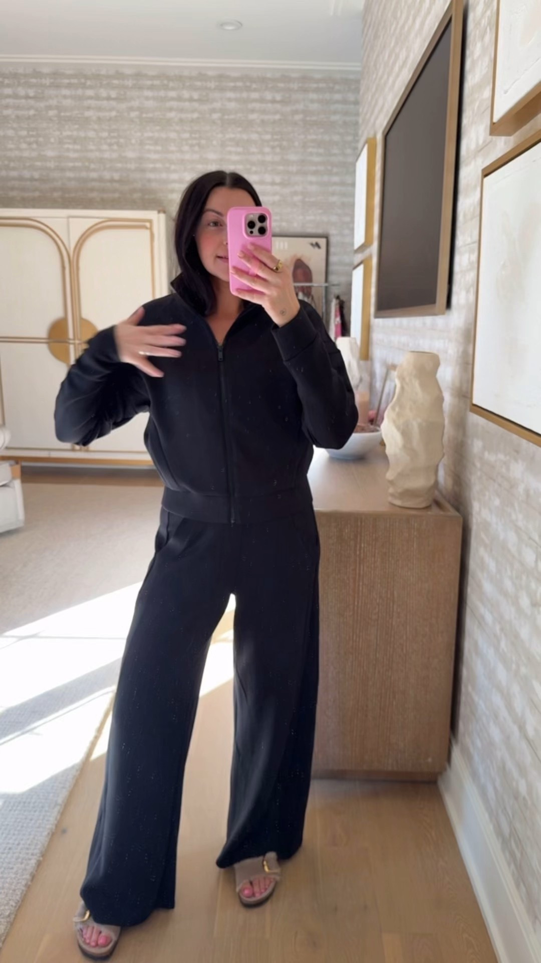 Excuse my filthy mirror😵‍💫