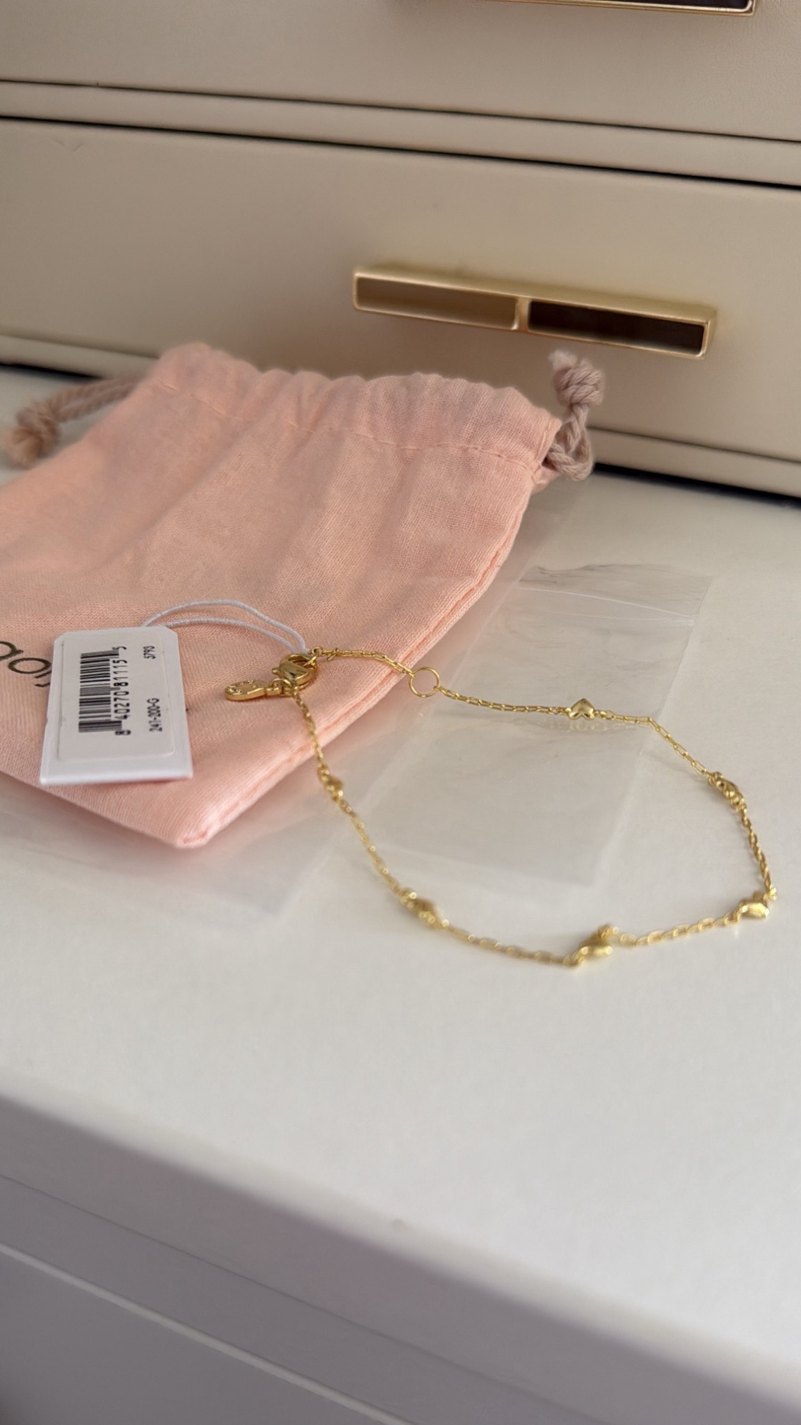The perfect bracelet to wear on its own or to stack 🫶🏼✨

#LTKHoliday #LTKCyberWeek #LTKGiftGuide