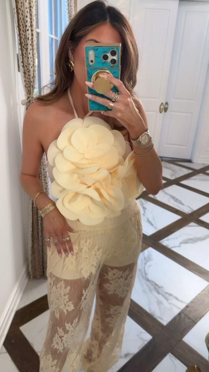 Fun vacation top from Amazon! Also! These pants resemble a pair that Zimmermann has that are $$$! These are too cute and affordable! 

Revolve fashion, Revolve finds, Amazon fashion, Amazon finds, Zimmermann, Vacation outfits beach, Vacation tops, Summer outfits, Vacation date night outfits, Gemme Beauty, Emily Gemma

#LTKSeasonal #LTKTravel #LTKootd