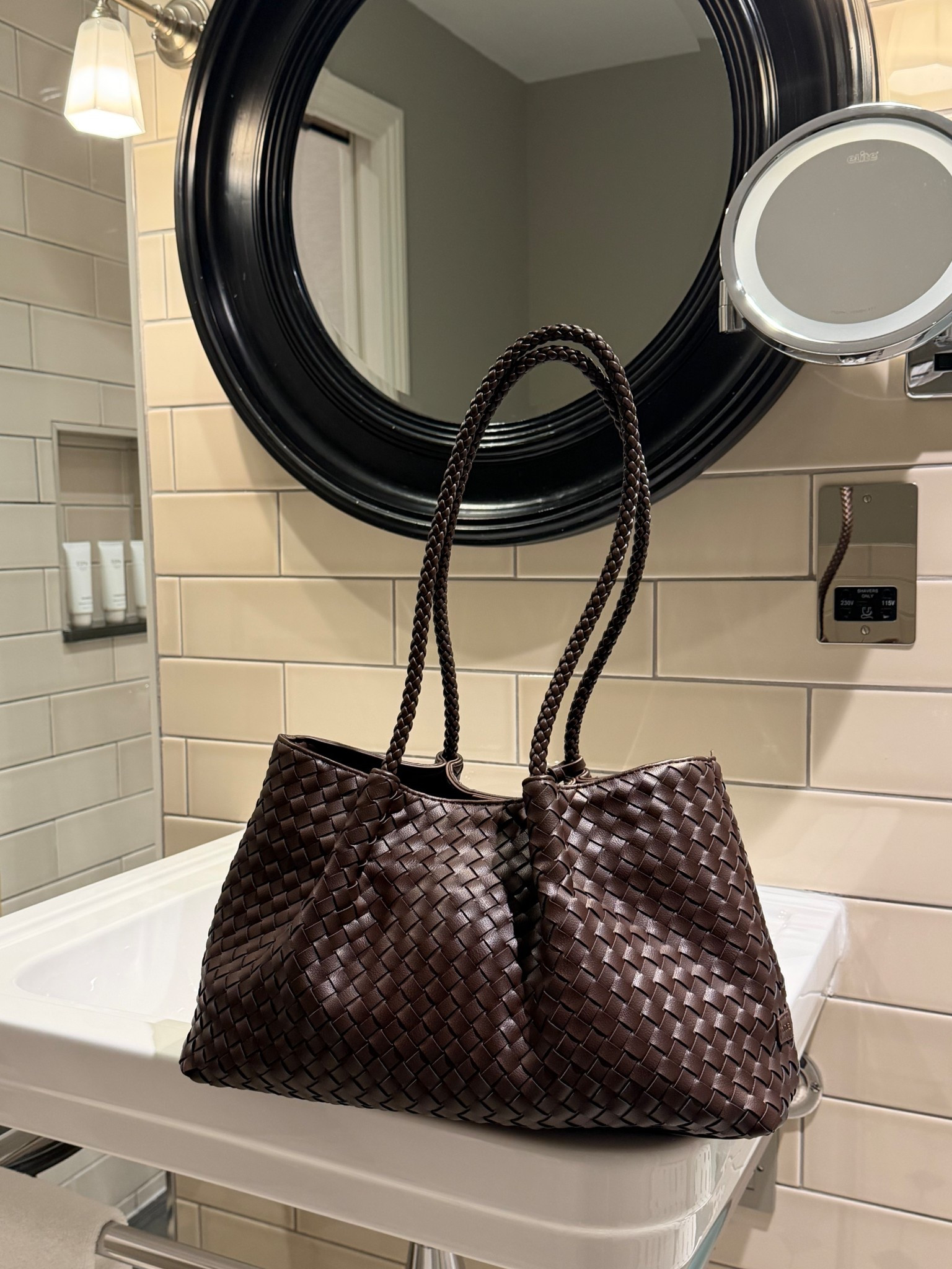 New baby!!🤎

#LTKuk #LTKstyletip #LTKbag