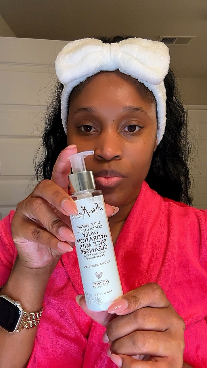 My go-to 4-step skincare routine for fresh, hydrated skin + kissable lips:

1️⃣ Cleanse – Start with a gentle cleanser to remove dirt and impurities.
2️⃣ Tone – Refresh and balance your skin with a hydrating toner.
3️⃣ Moisturize – Lock in moisture for a soft, radiant glow.
4️⃣ Lip Mask – Finish with a nourishing lip mask to keep your lips smooth and hydrated overnight.

Quick, simple, and effective—perfect for everyday self-care!

#LTKBeauty #LTKSaleAlert #LTKFindsUnder50