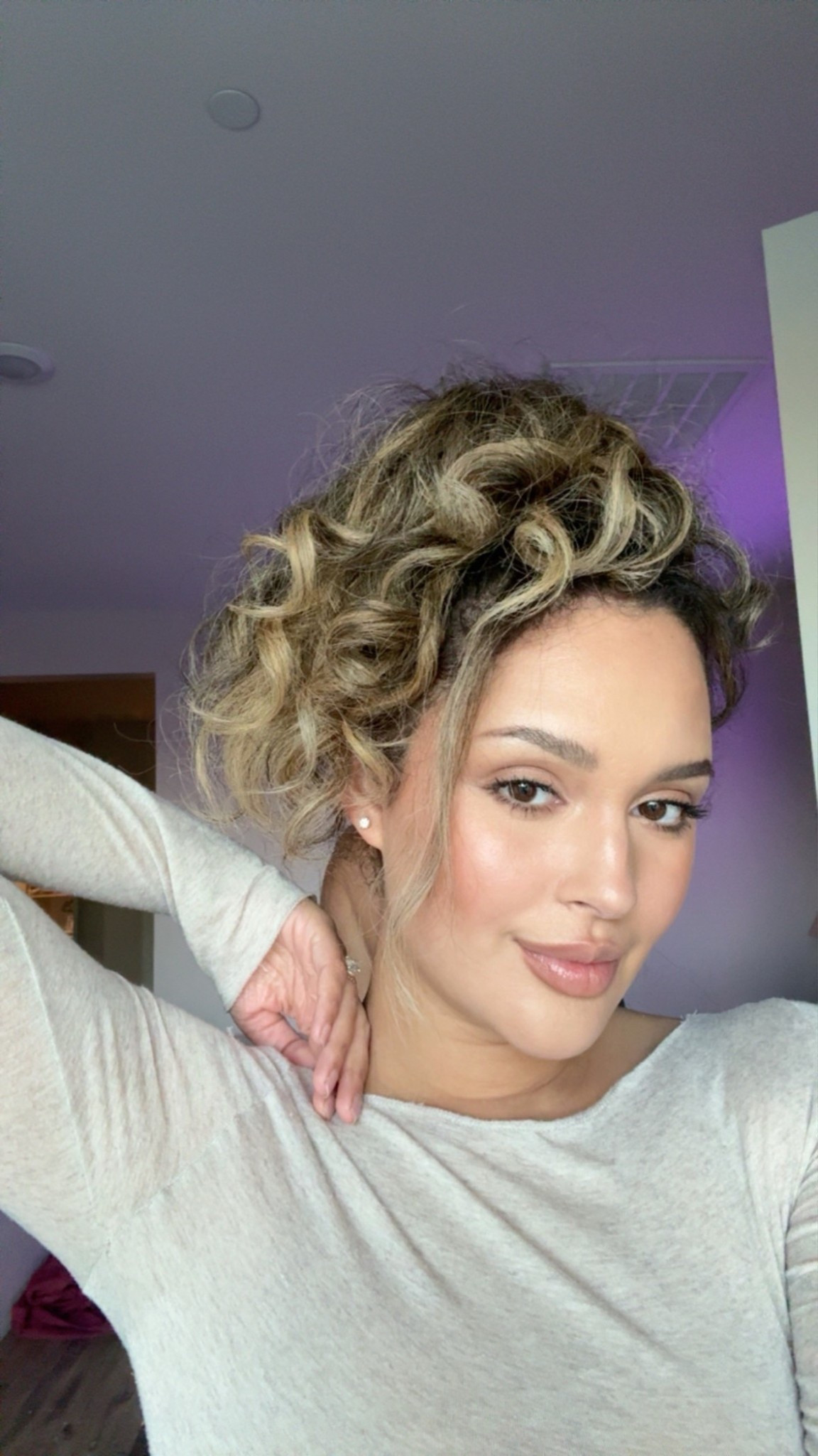 this was a simple makeup look that took me only 5 minutes to do! here is everything that i used:) 

#LTKBeauty #LTKgrwm #LTKmomlife