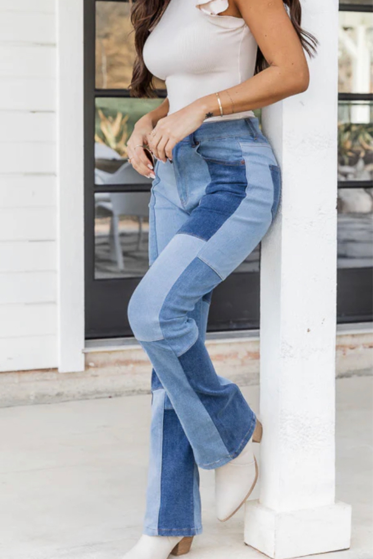 This outfit with cowboy boots is so cute!

Nashville outfit, white cowboy boots, cowboy boots outfit, music concert outfit, country concert outfit

#LTKFestival #LTKcurves #LTKFind