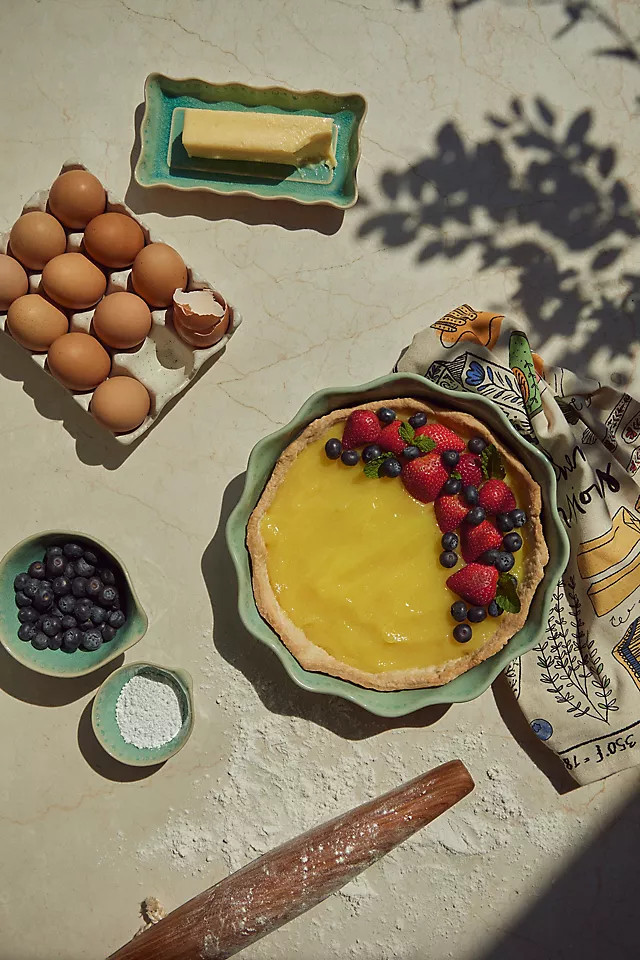 Old Havana Pie Dish | Anthropologie (US)