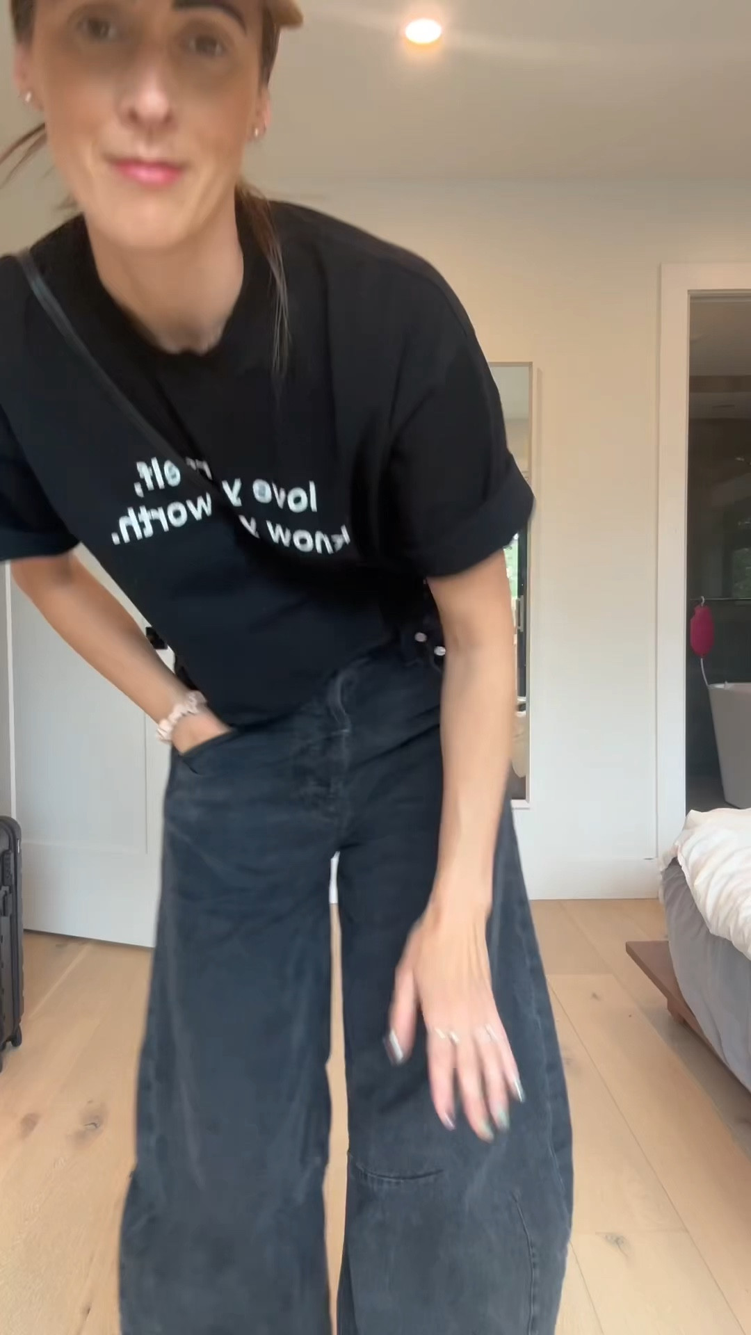 I know I’ve said it before but I need these jeans in every color🤘⚡️🫦