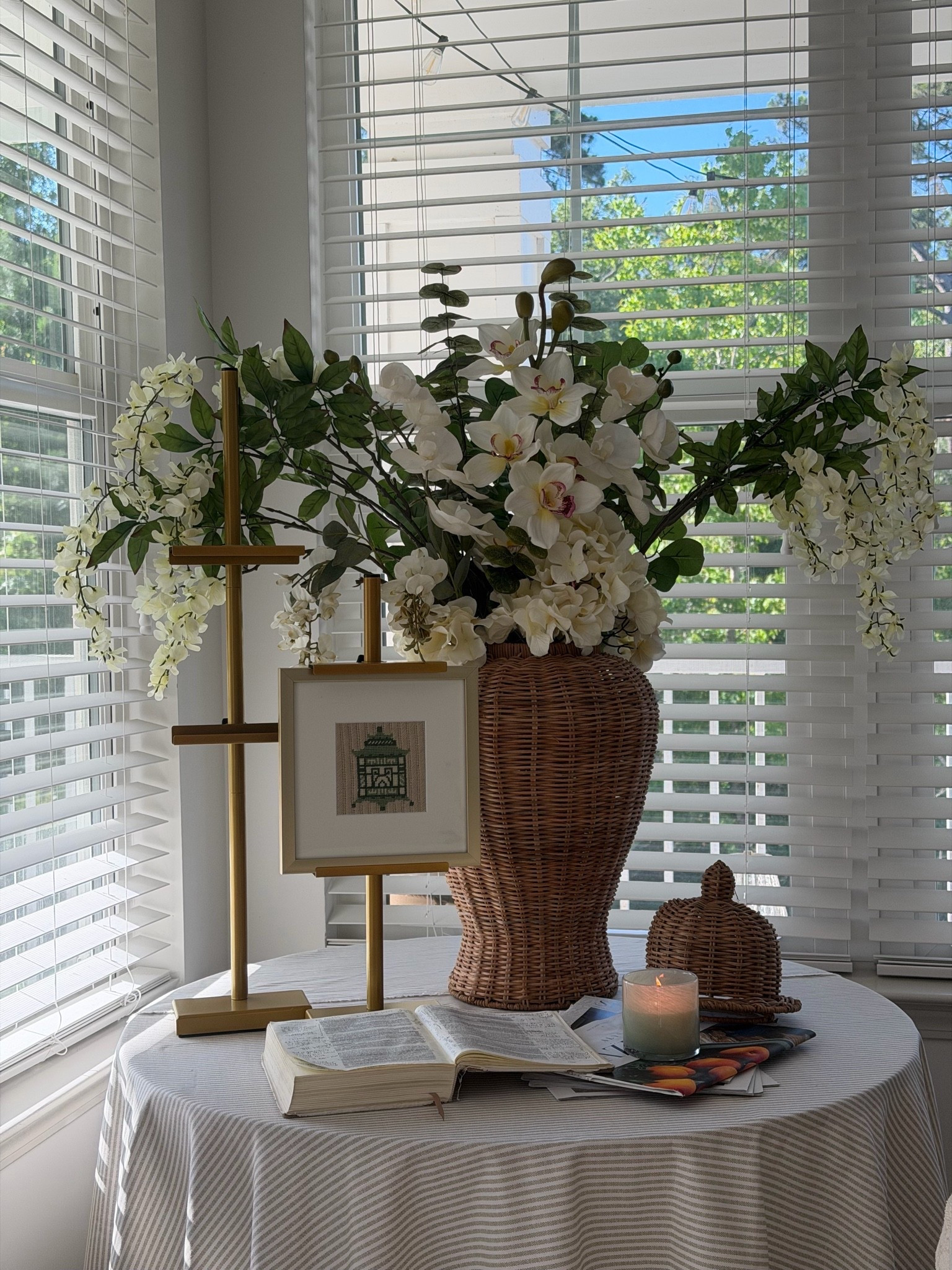 My favorite little corner

#LTKHome #LTKdayinmylife