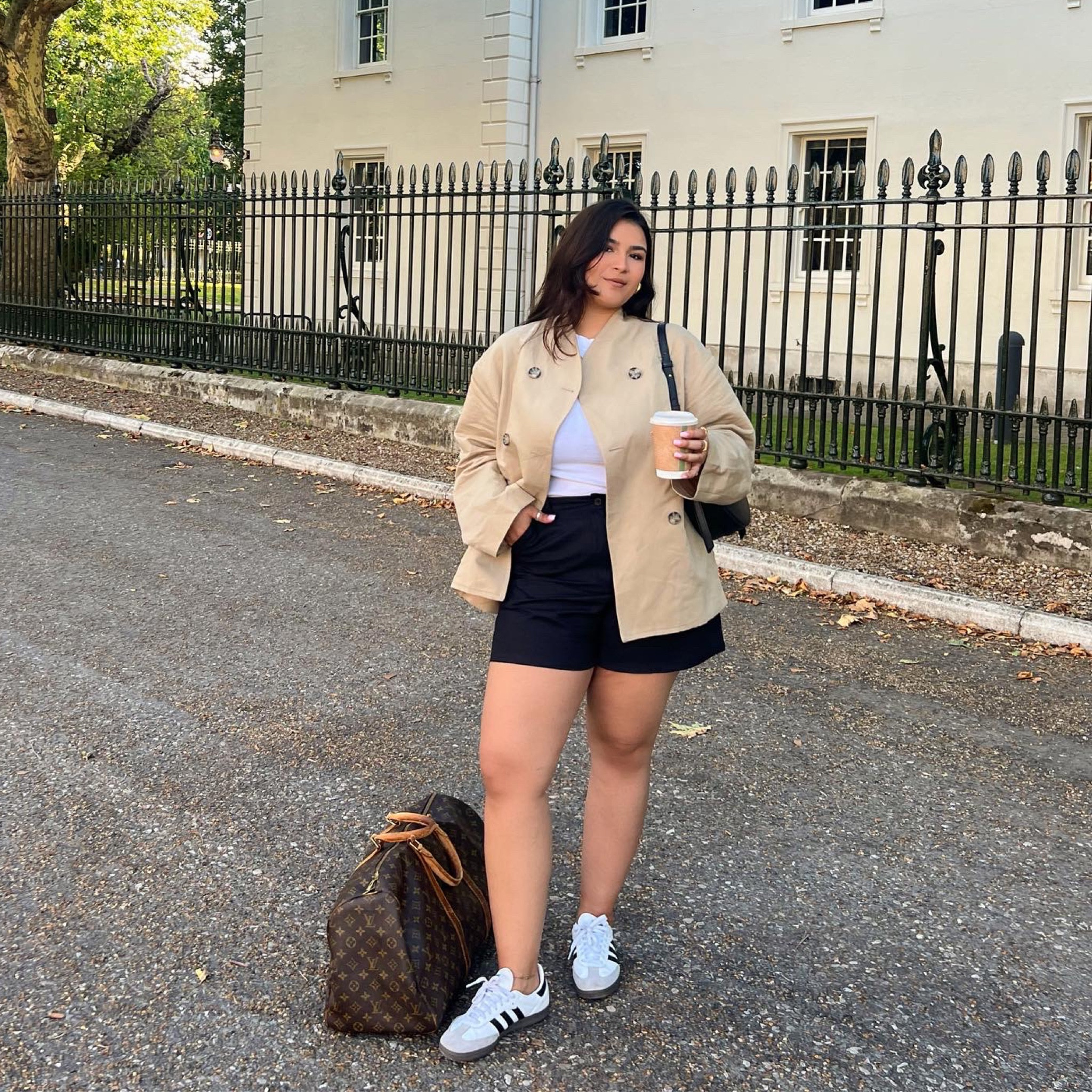 One chai tea latte to go please 🫶🏼

#LTKSeasonal #LTKstyletip #LTKmidsize