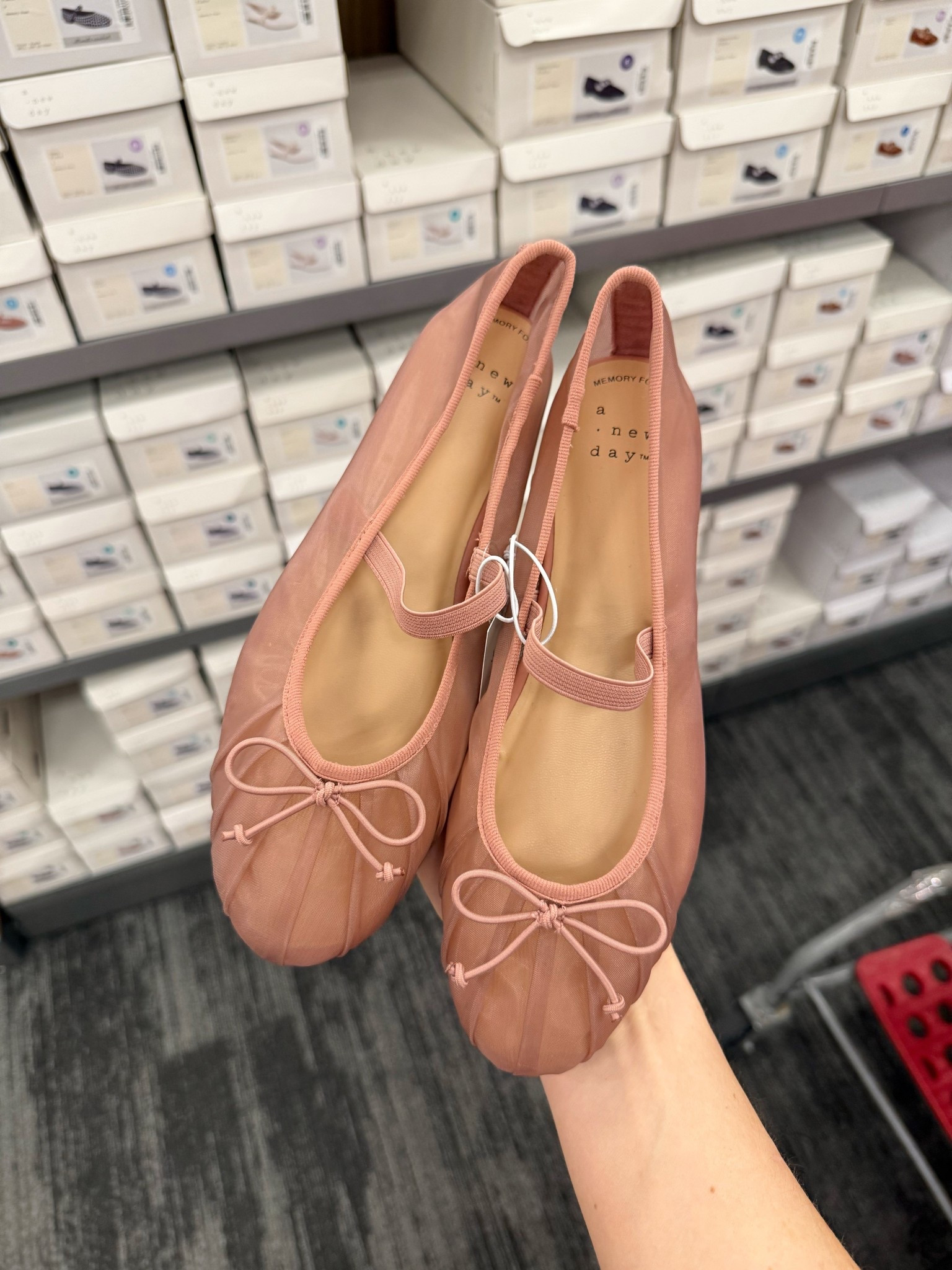 New ballet flats at Target

#LTKSeasonal #LTKFindsUnder50 #LTKShoeCrush