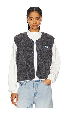 American Vintage Hoktown Sherpa Vest in Anthracite Chine from Revolve.com | Revolve Clothing (Global)