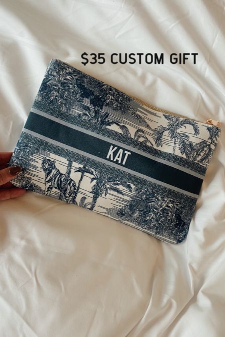 $35 custom makeup bag, holiday gift

give yourself 4 weeks for it to come in 

#LTKtravel #LTKSeasonal #LTKstyletip