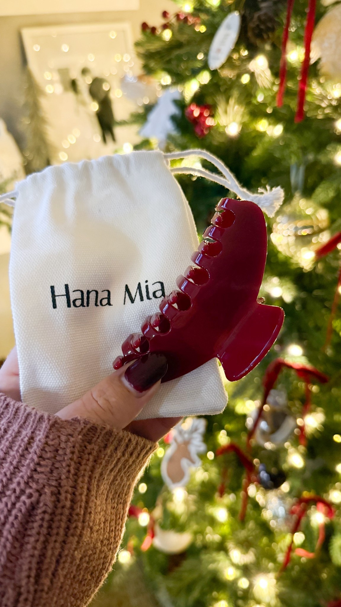 BEST claw clip for thick hair girlies 

#LTKHoliday #LTKCyberWeek #LTKGiftGuide