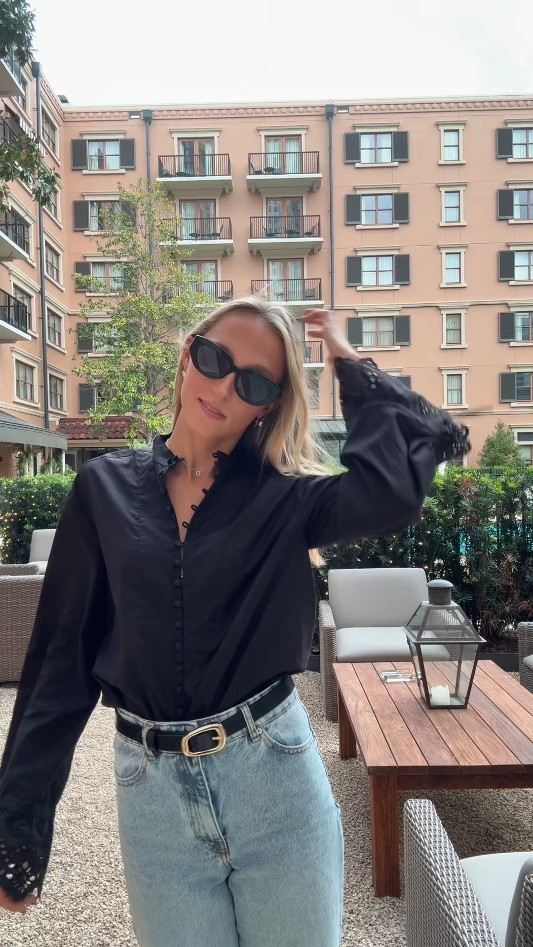 For a better look at my top 😍 I might just be wearing this untucked for Thanksgiving too…it also comes in white!!

#LTKSeasonal #LTKgrwm #LTKootd