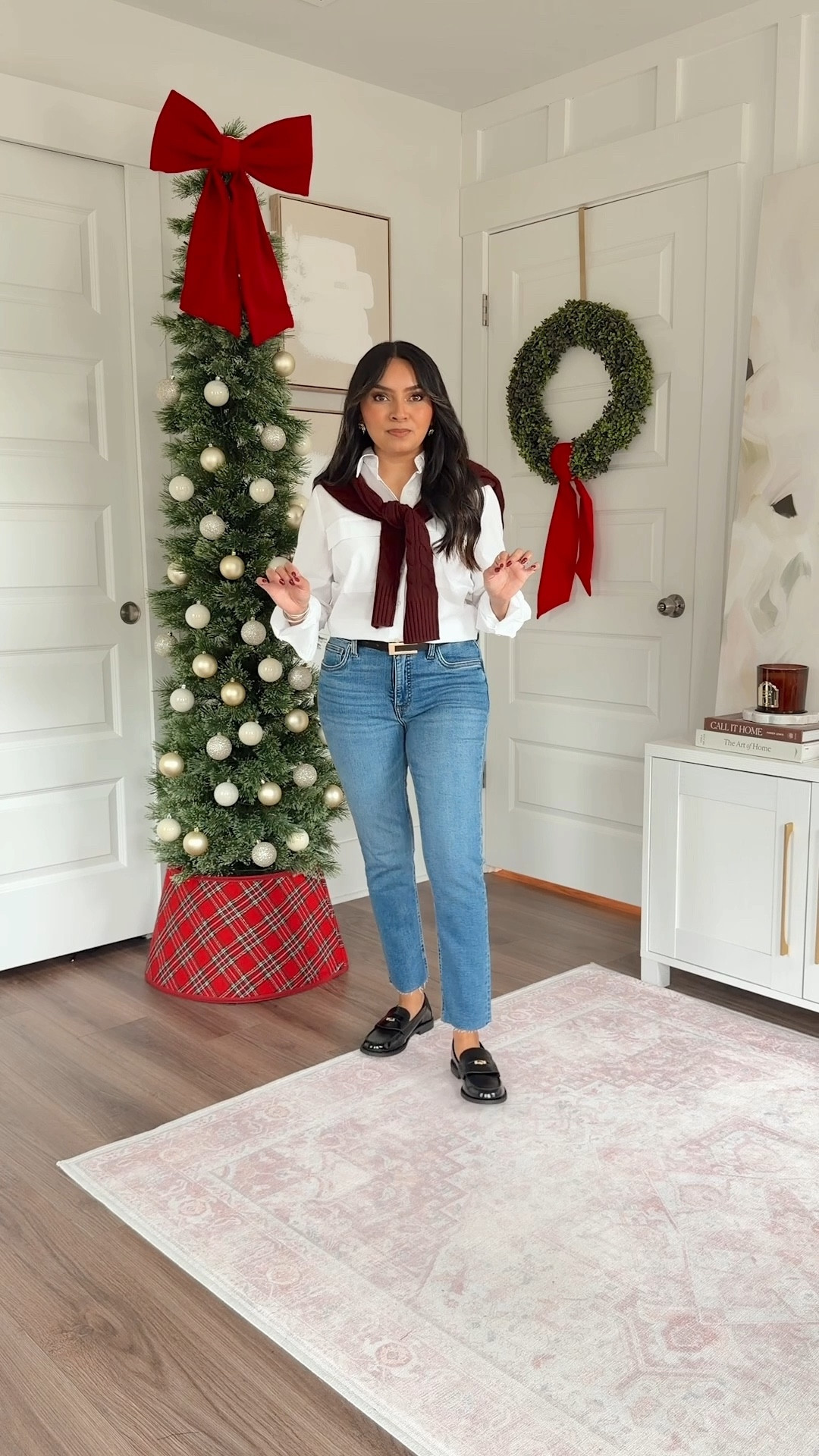 Code KUT15% for 15% off!
Jeans size 0 petite - I size down a size in this brand
Top size xs TTS 


#LTKPetite #LTKFindsUnder100 #LTKGiftGuide