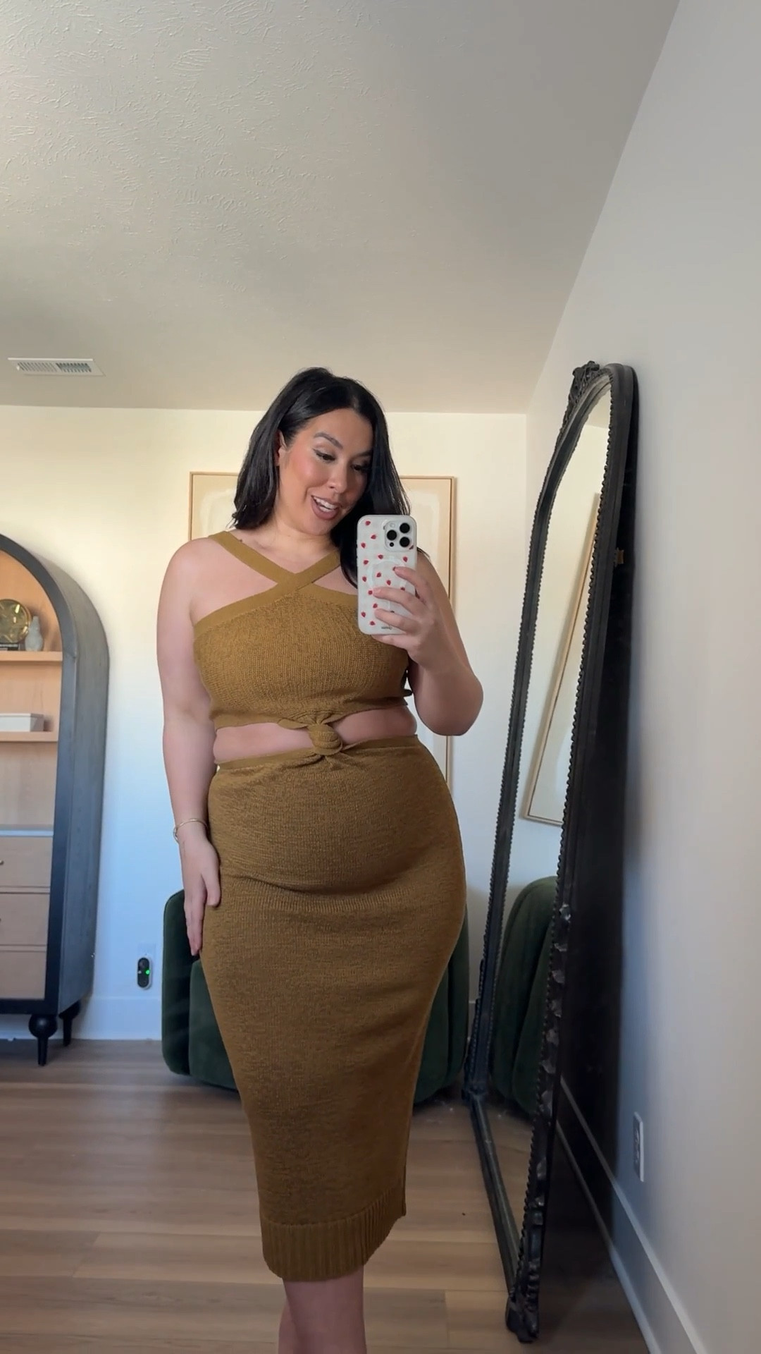 Found the perfect vacation dress that looks like a set! The halter neck and cut out are 👌🏻 Also comes in other colors!
-
-
-
Spring midsize @Express  haul 🤍
Express haul, Midsize haul, Spring Haul, Dress, OOTD, Express Midsize, Curvy haul, Jeans, Tops, Clothes, Easter 

#LTKSeasonal #LTKMidsize #LTKootd