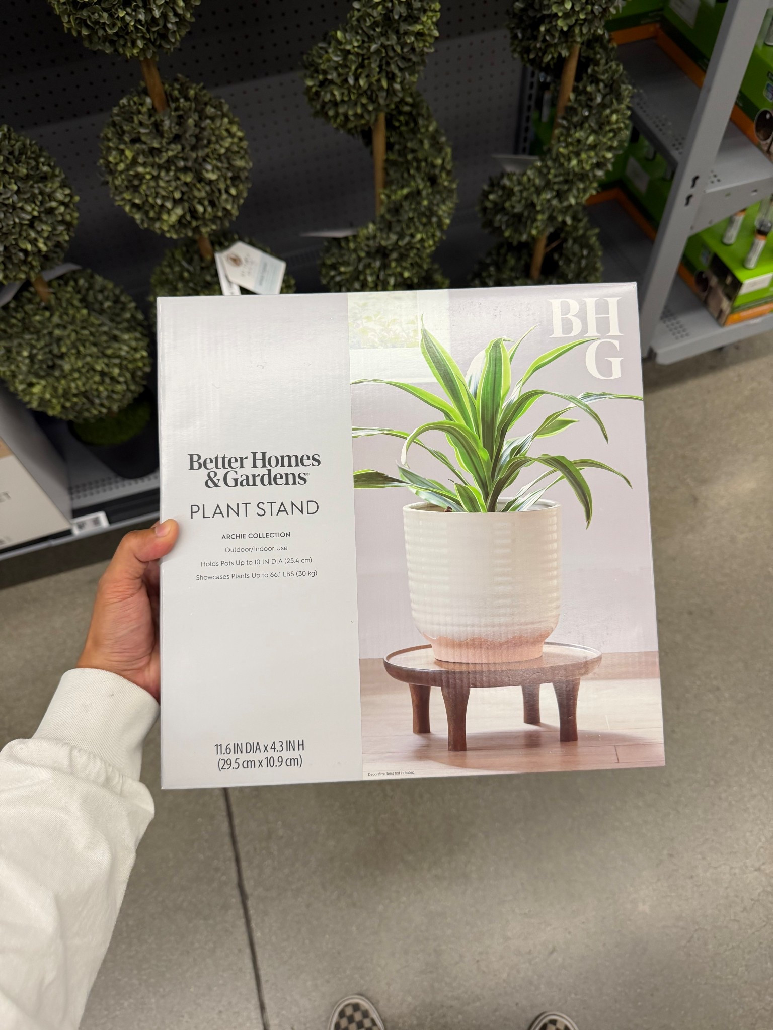 absolutely love this low plant stand! its perfect for height layering and would add a nice wooden texture to a space 👍 

#LTKHome #LTKSeasonal #LTKspringtrends