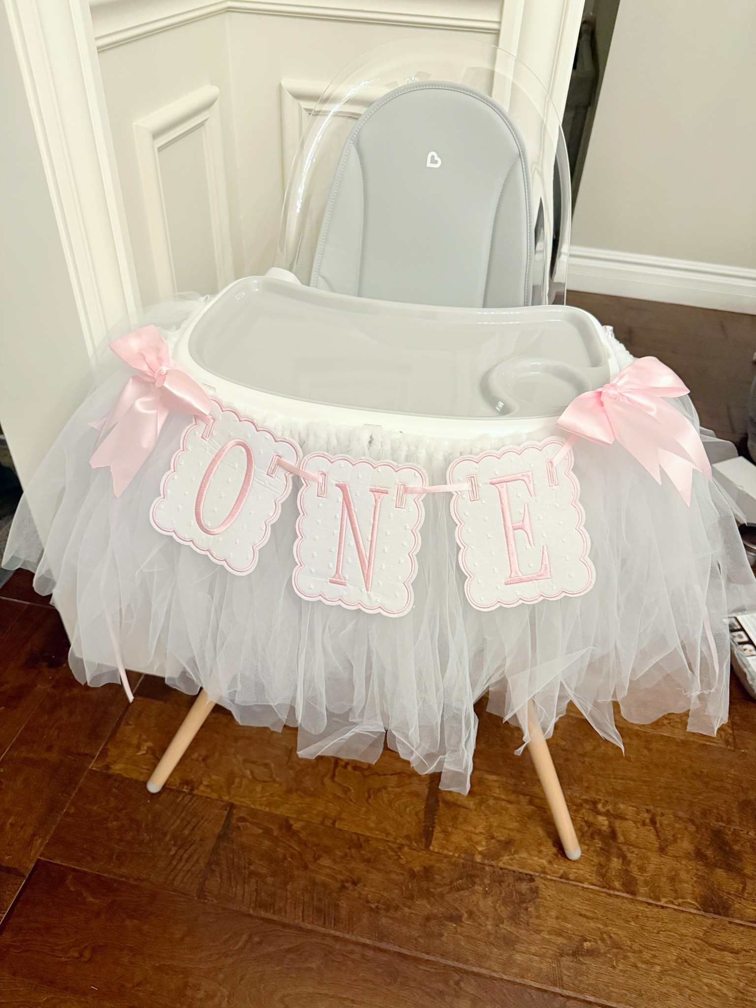 Amazon babies first birthday party highchair sign 💗🎀💕

#LTKParties #LTKBaby #LTKHome