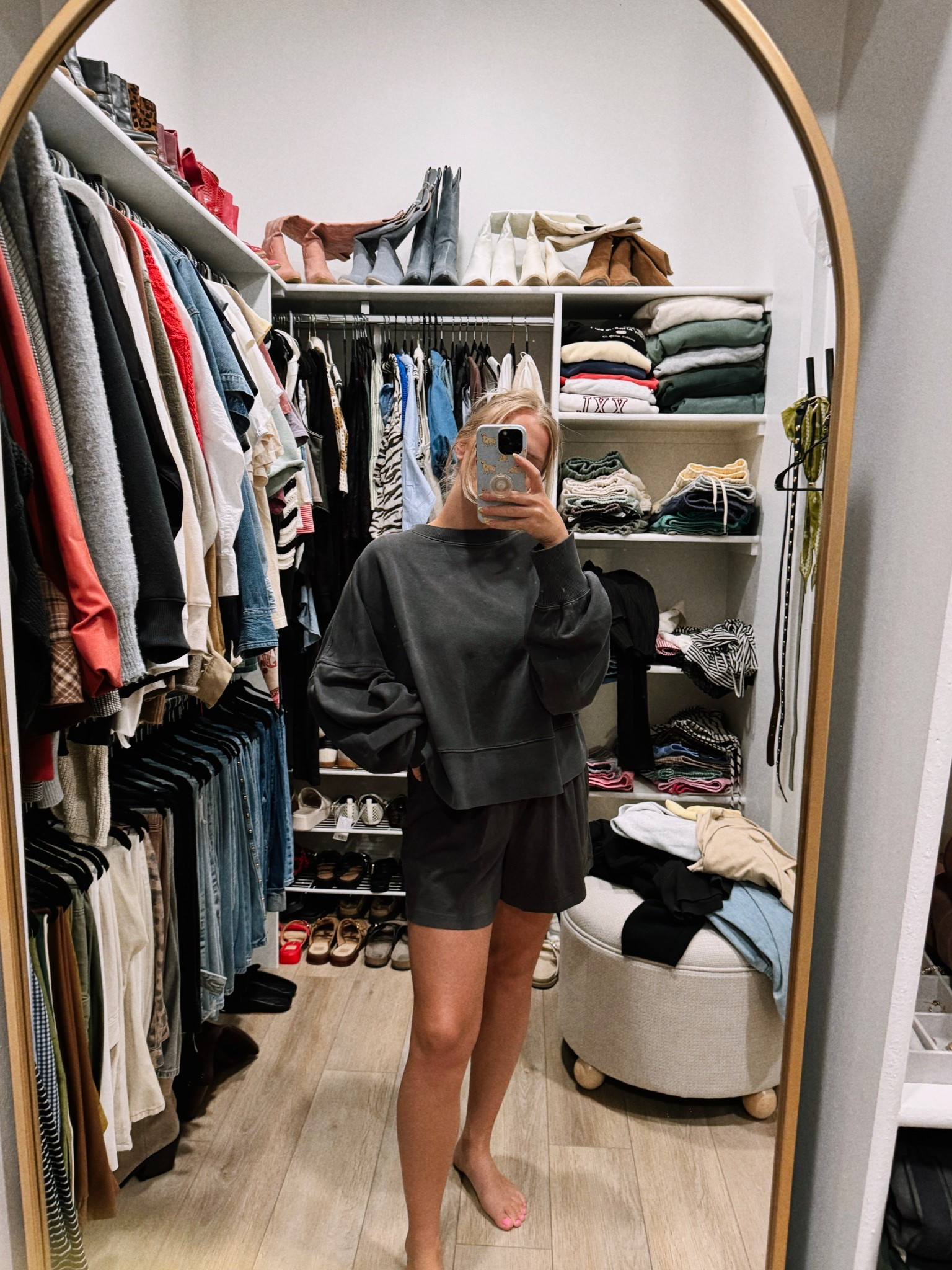 medium in shorts
large in sweatshirtt