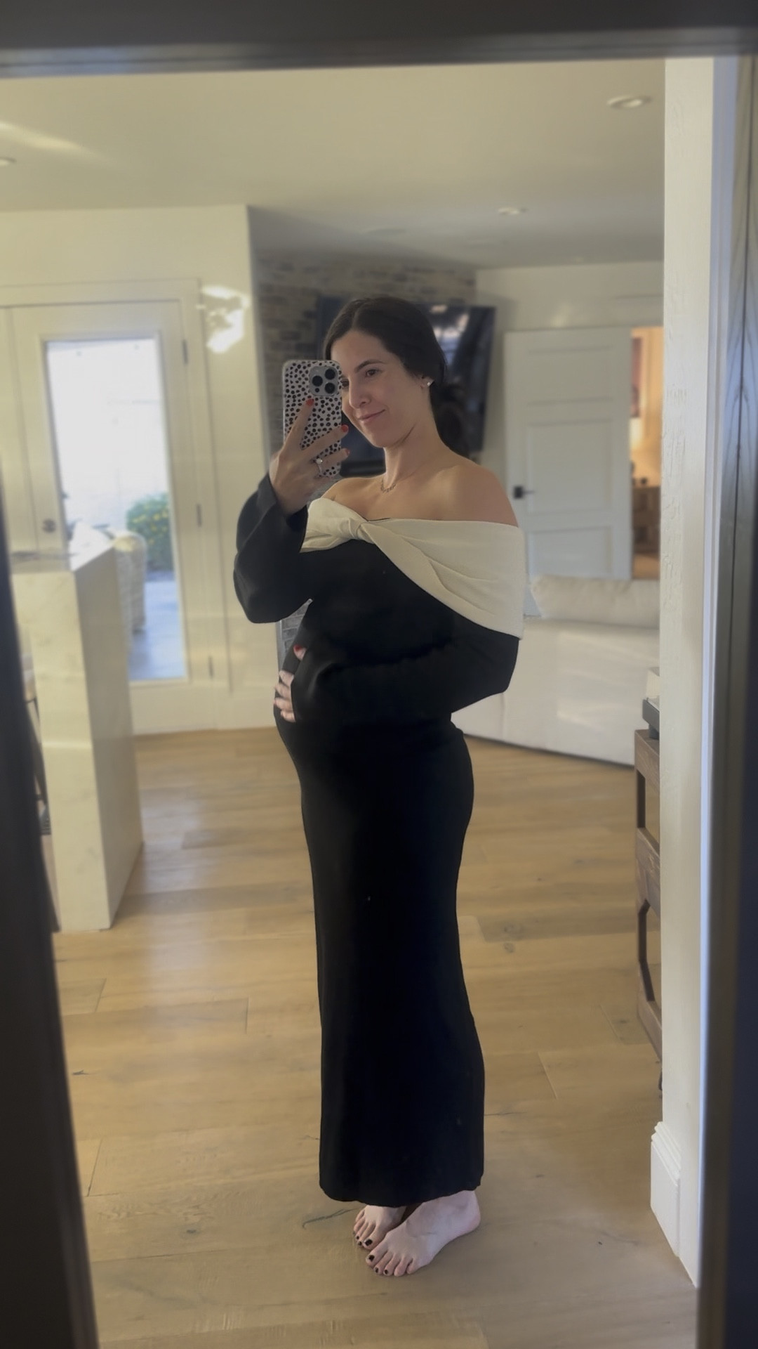 NYE bump fit ✨🥂 

Just sized up in the shirt (medium) and left the skirt my pre-pregnancy size (small). 

#maternitydress #holidaybumpdress 


#LTKParties #LTKBump #LTKHoliday