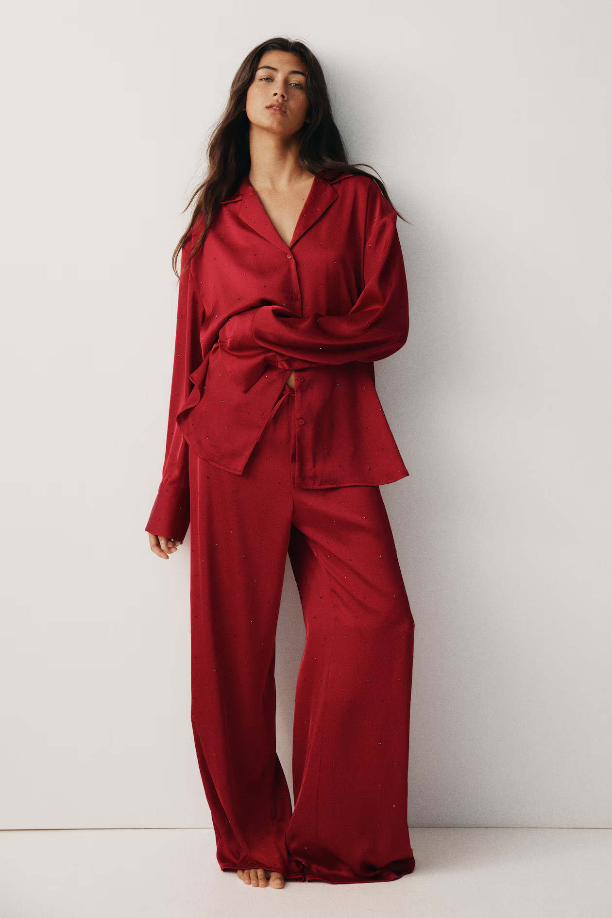 Embellished satin pyjama shirt | H&M (UK, MY, IN, SG, PH, TW, HK)