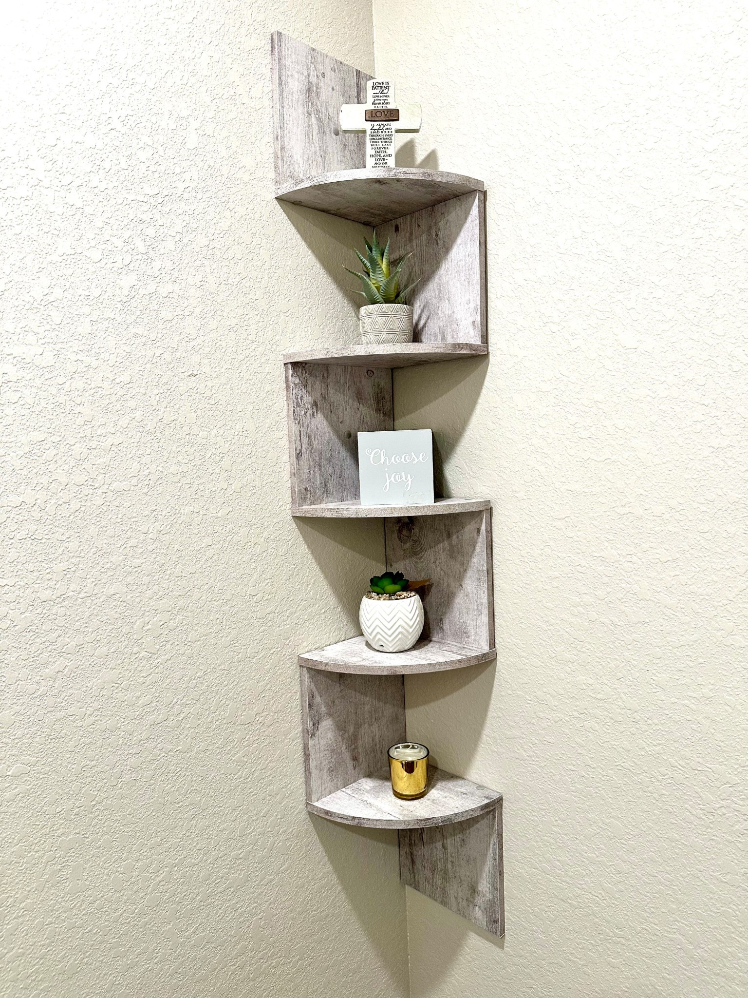It’s so hard to find good corner decor! Love this for those corner you need to add so decor to. 

#LTKHome