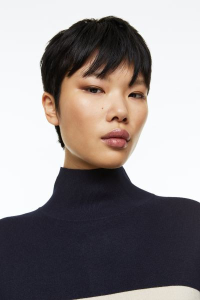 High-collar jumper | H&M (US + CA)