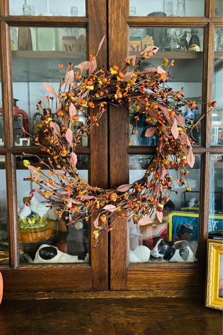Fall wreath that’s real looking

#LTKfindsunder50 #LTKSeasonal