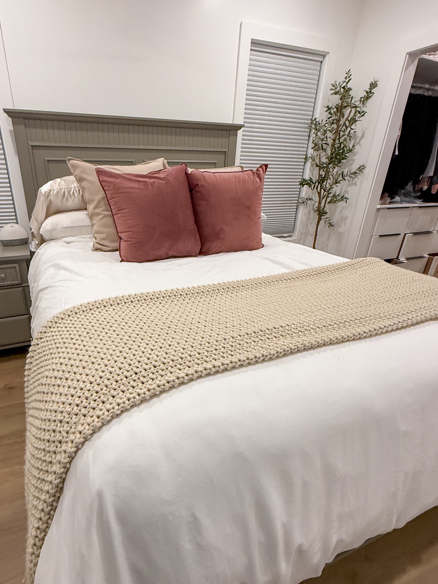 Bedroom, bedroom decor, bedsheets, bedframe, cozy bedroom, neutral decor, modern farmhouse, minimalist bedroom, aesthetic room, soft bedding, throw blanket, knitted throw, textured blanket, blush pillows, accent pillows, nightstand decor, bedside table, home styling, interior design, warm tones, wood flooring, stylish bed, inviting space, relaxing ambiance, peaceful retreat, organized closet, greenery in bedroom, cozy atmosphere, elegant bedroom, simple decor, Scandinavian style, boho bedroom, neutral palette. 

#LTKHome #LTKSaleAlert #LTKSeasonal