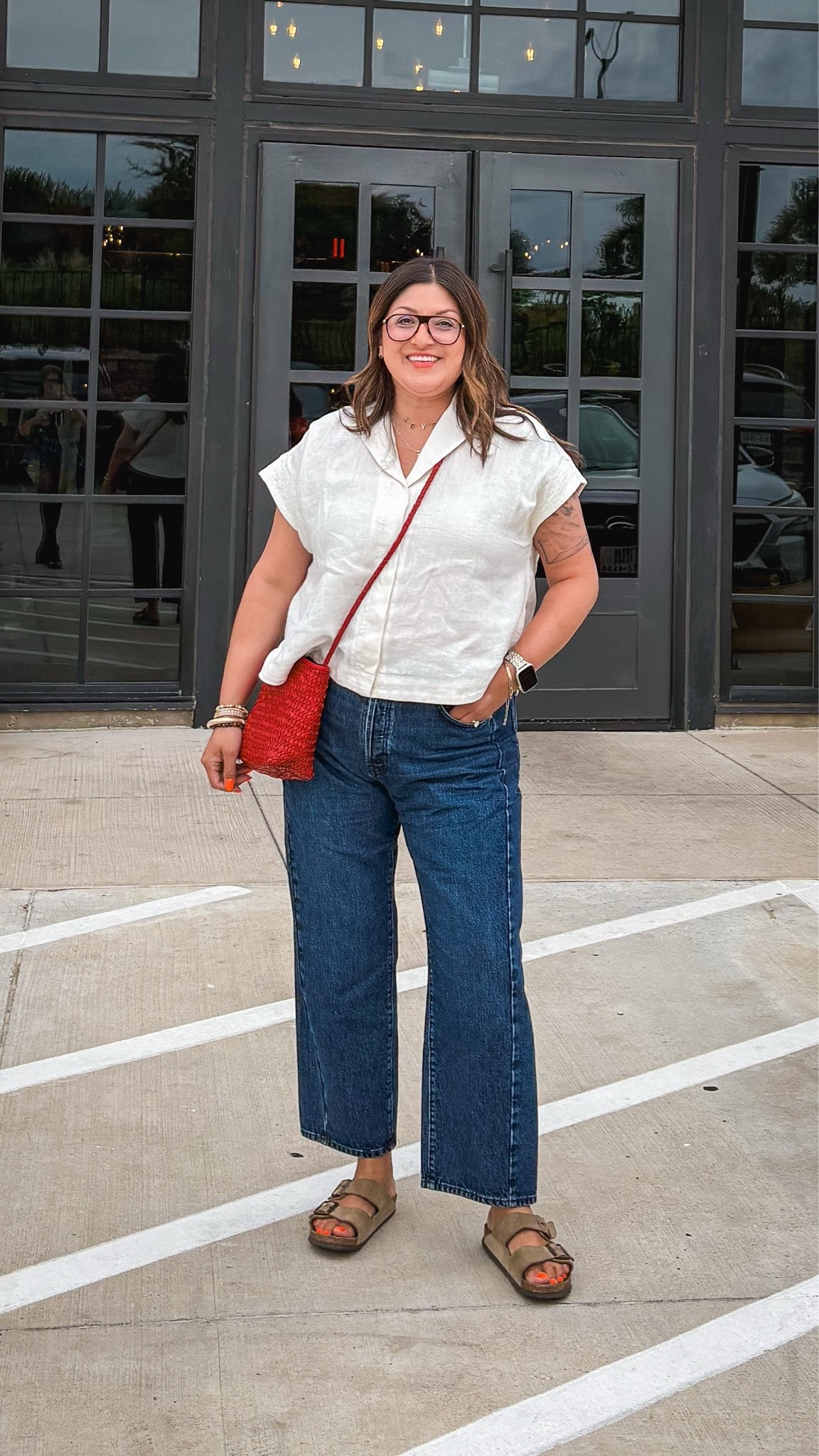 Today’s easy #ootd:
Madewell linen top - XL
Madewell barrel jeans -32
Madewell bag
Birkenstocks
@Madewell @Birkenstock US

#LTKMidsize #LTKOver40 #LTKSaleAlert