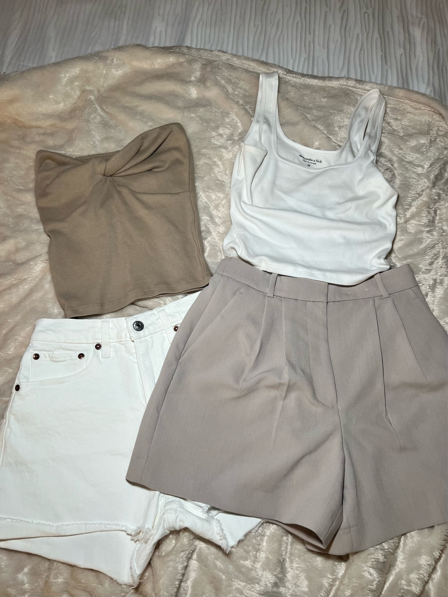 Abercrombie Favorites 🫶🏼

#LTKStyleTip #LTKFindsUnder100 #LTKSaleAlert