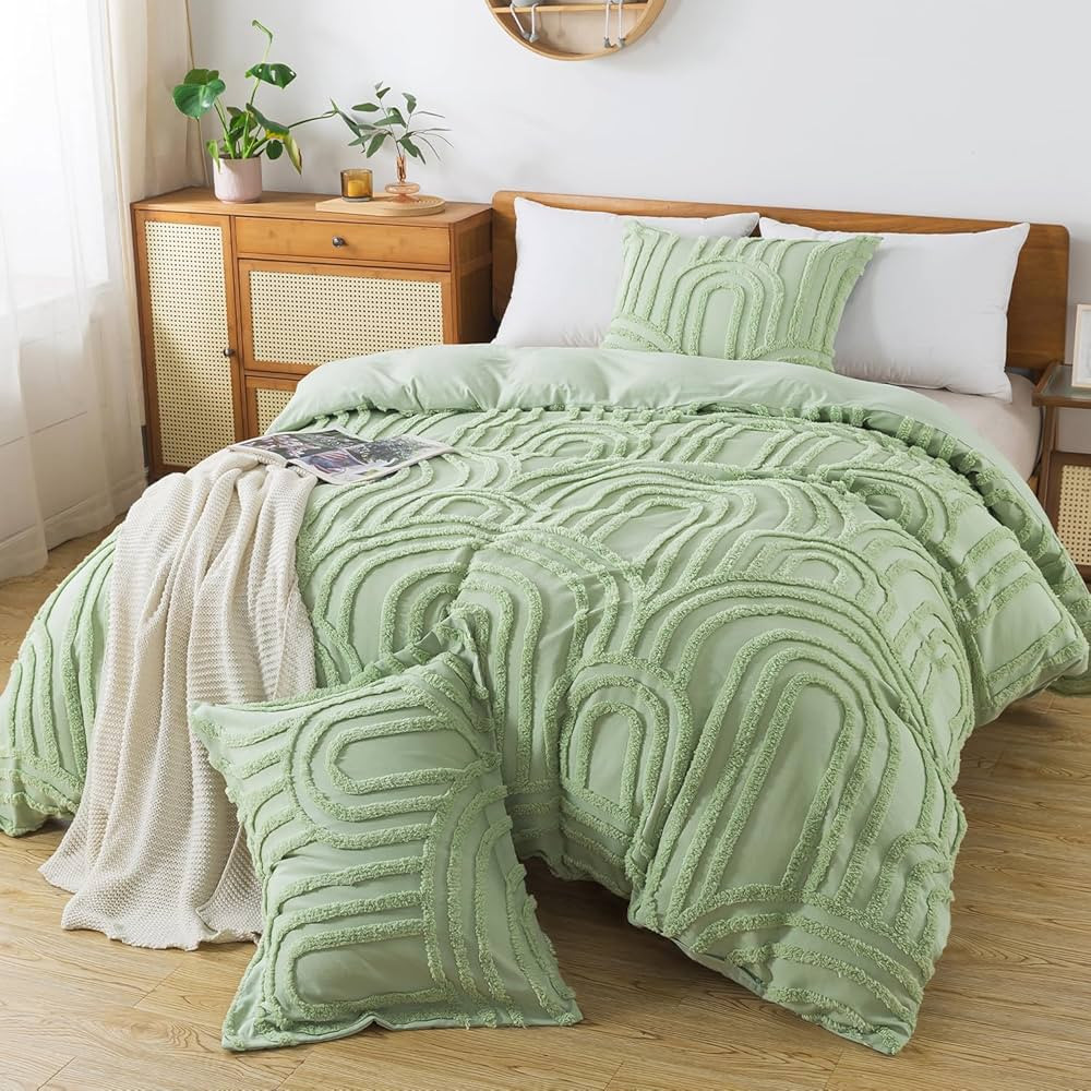 HYLEORY Boho Duvet Cover Queen Size, Tufted Bedding Set for All Seasons, 3 Pieces (1 Duvet Cover ... | Amazon (US)