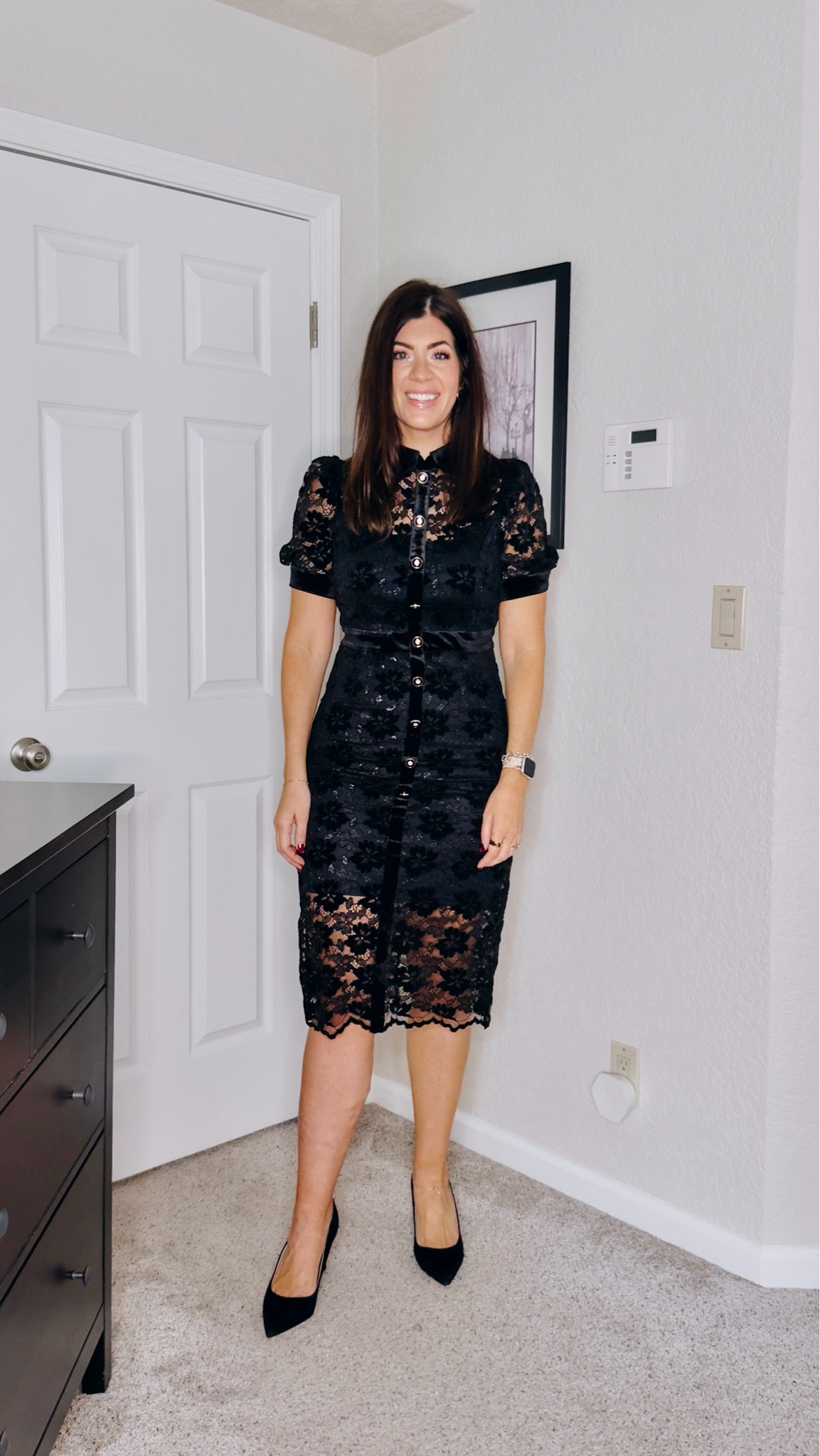 In an 8 work holiday dress


#LTKHoliday #LTKWorkwear #LTKMidsize