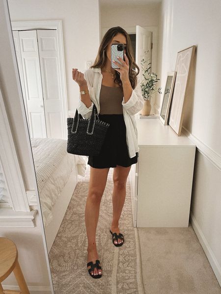 casual early summer dinner outfit - comfy bodysuit and linen 🤌🏼