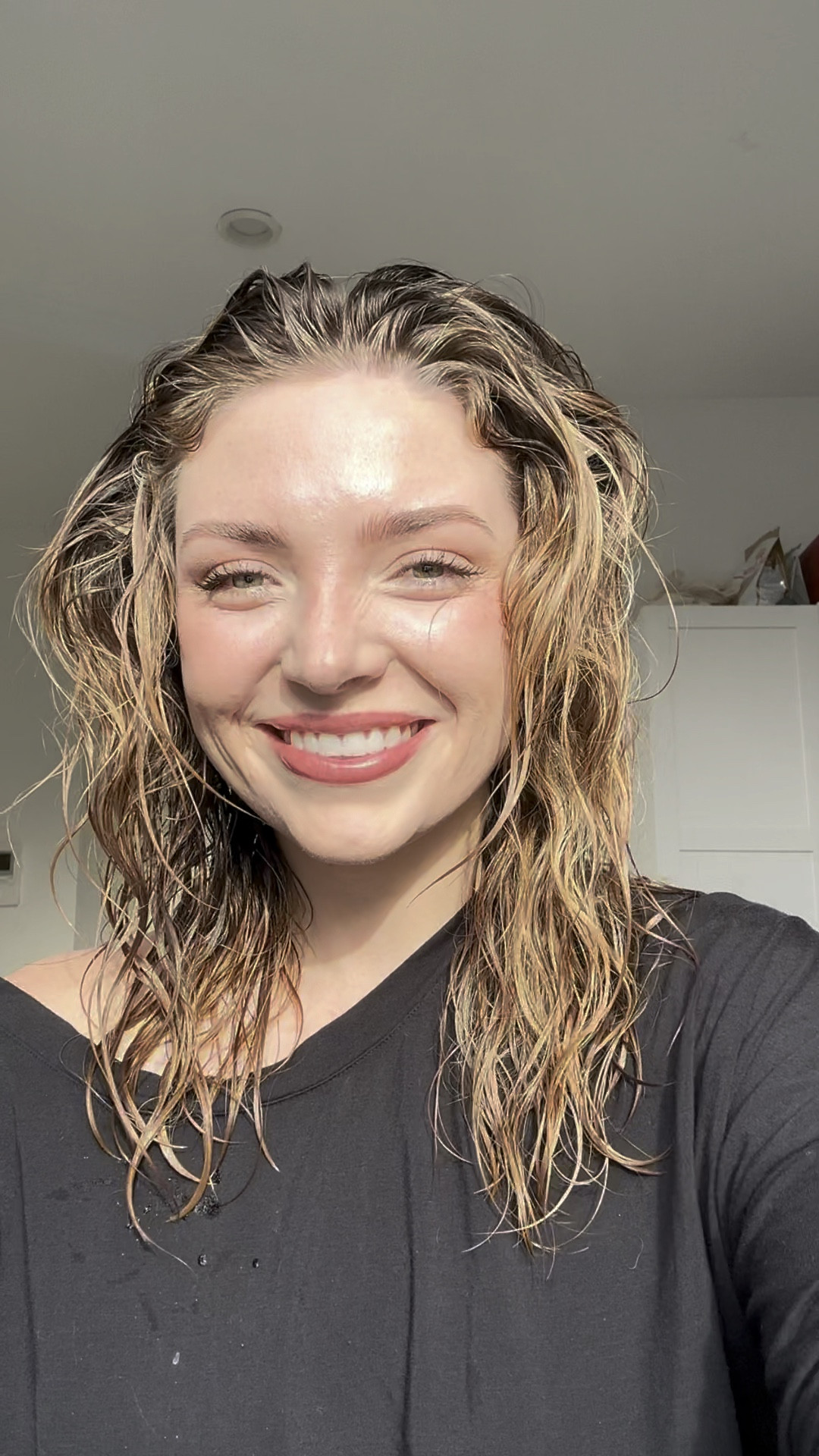 Using the Dyson air wrap on my new haircut for the first time! I went in with a photo of Jennifer Aniston (of course) for inspiration for this mid length cut! There’s lots of layers in this cut which really helps this blowout look 💇🏼‍♀️🎀

#LTKbeauty #LTKstyletip