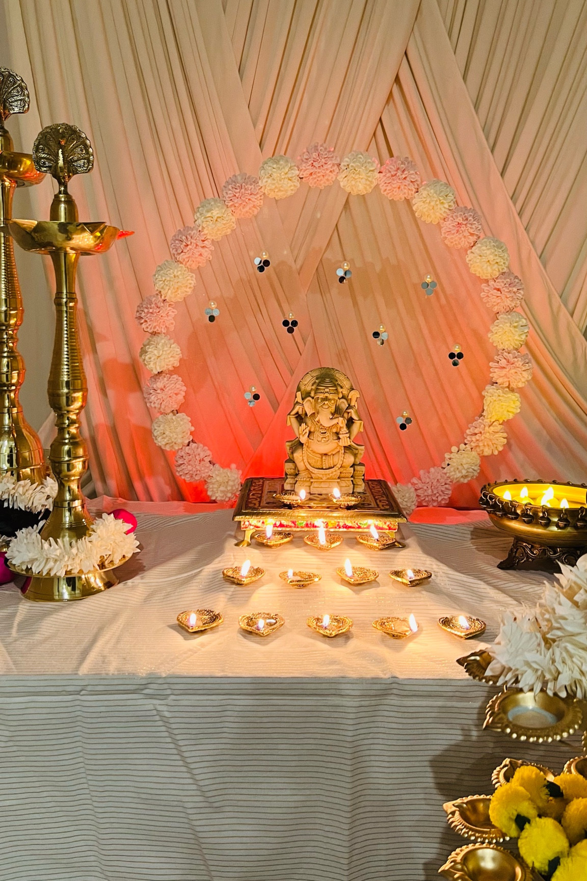 Ganesha backdrop

#LTKHome