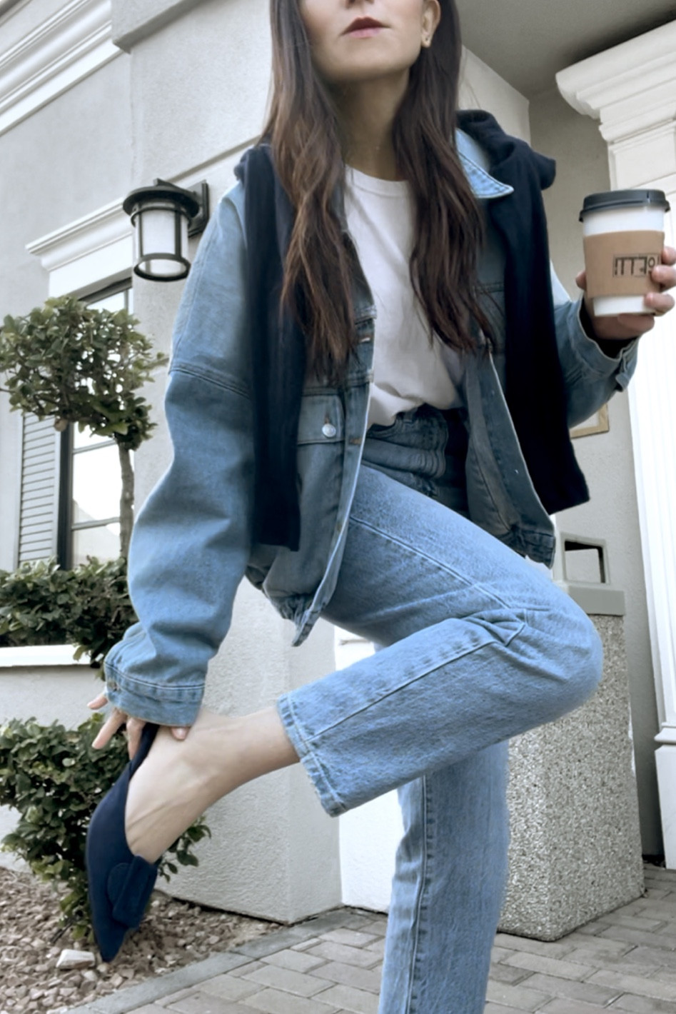 All denim outfit with denim jacket and jeans and pointy blue shoes 💙

Denim jacket, mom jeans, 90s outfit, straight jeans, jeans outfit, oversized denim jacket, denim jacket outfit, casual chic outfit, navy blue shoes, navy blue pointy shoes 

#LTKstyletip #LTKFind #LTKshoecrush