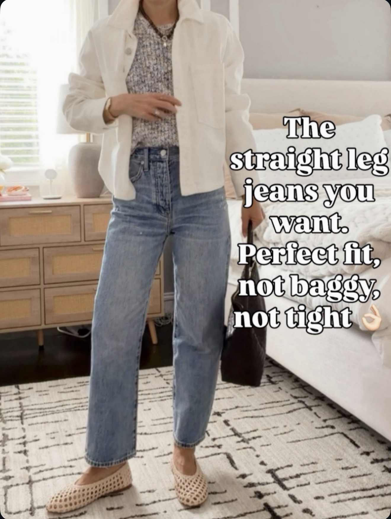 Found the straight leg jeans that are actually the perfect fit 🙌 Not too baggy, not too fitted 🔗⬇️ wearing size 24

#LTKootd #LTKmomlife #LTKOver40