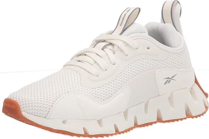 Reebok Women's Zig Dynamica Sneaker | Amazon (US)
