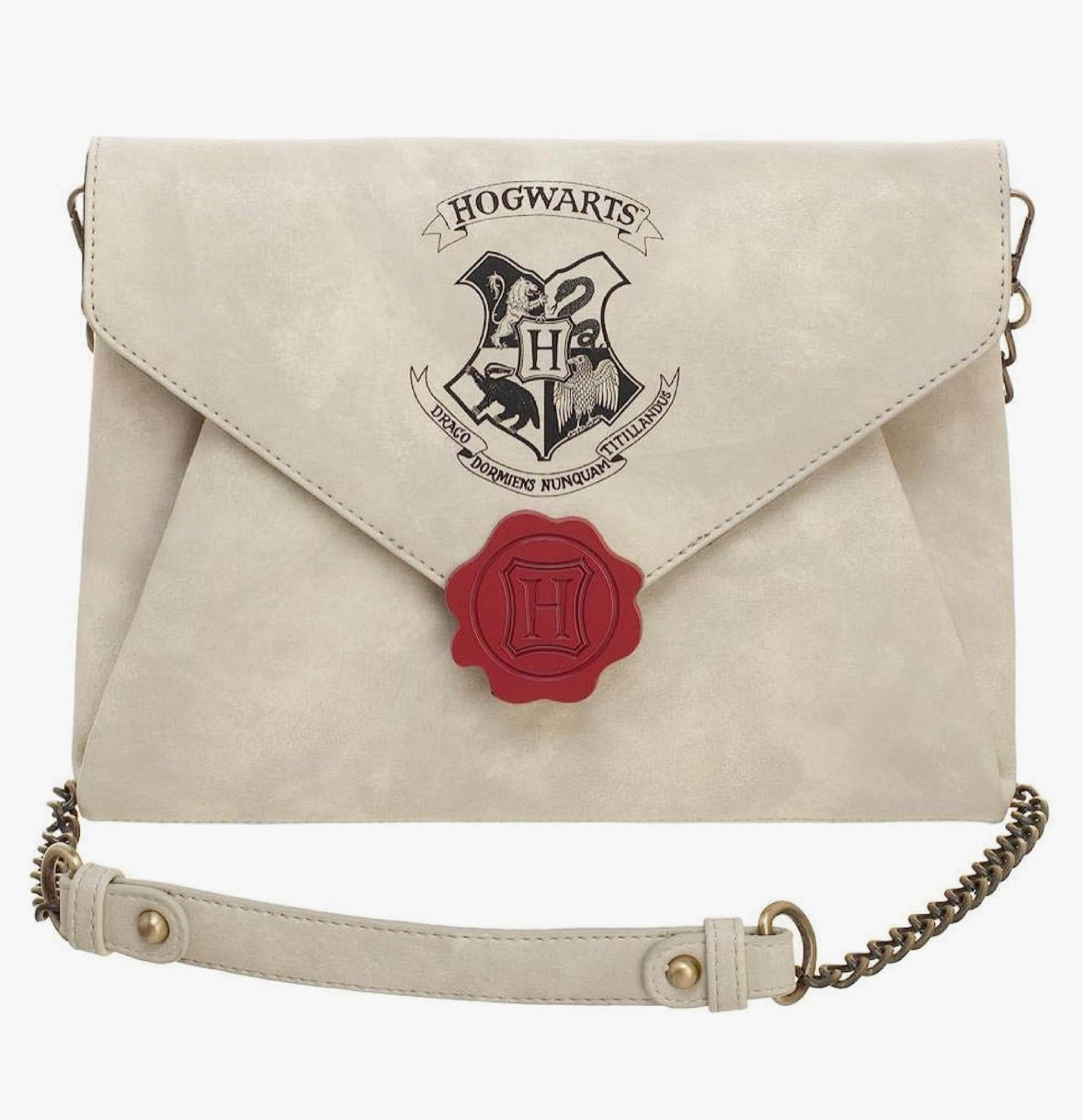 Cutest Hogwarts bag!!

#LTKstyletip